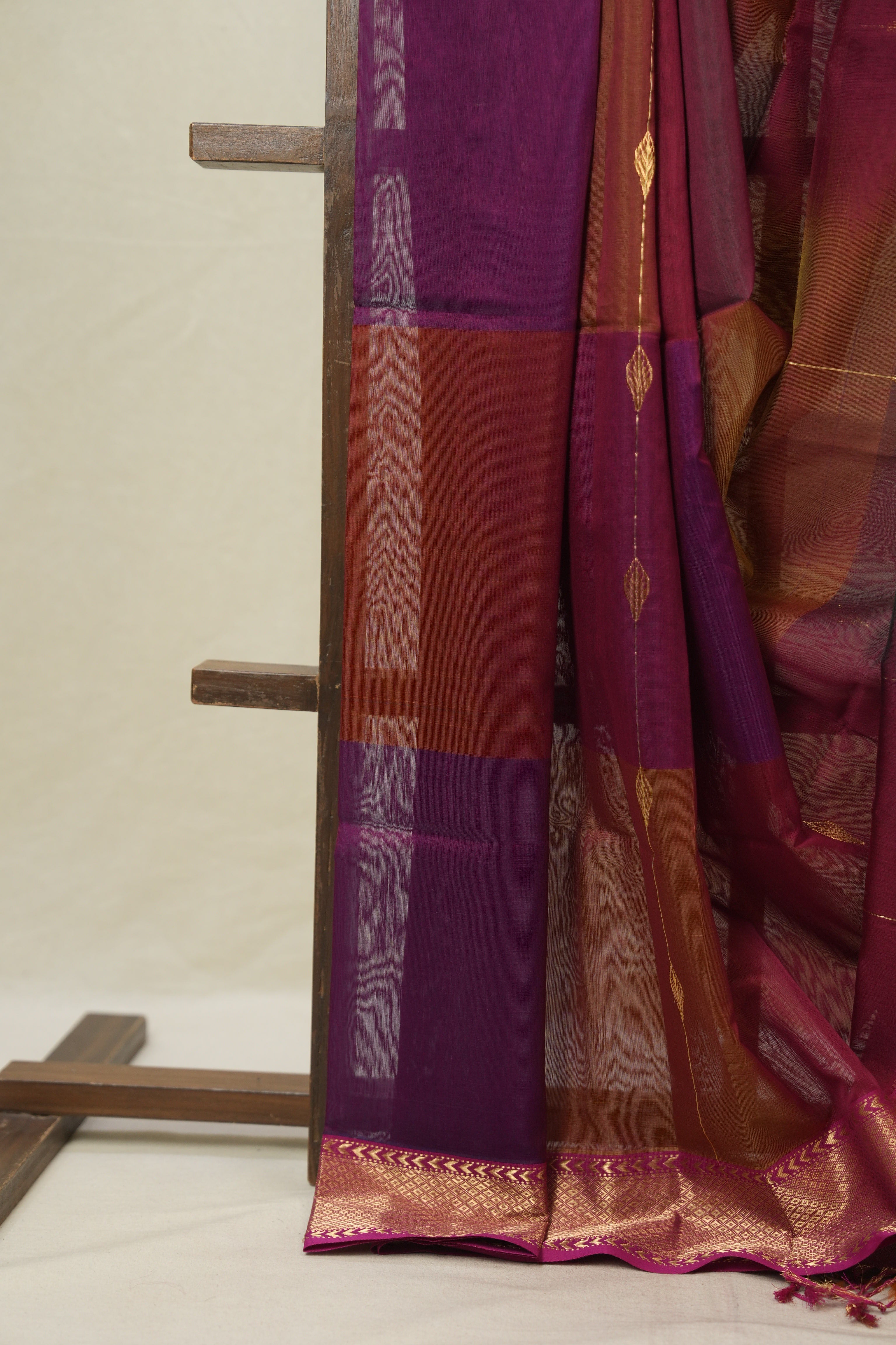 Multicolour Maheshwari Saree - SRMMS1108