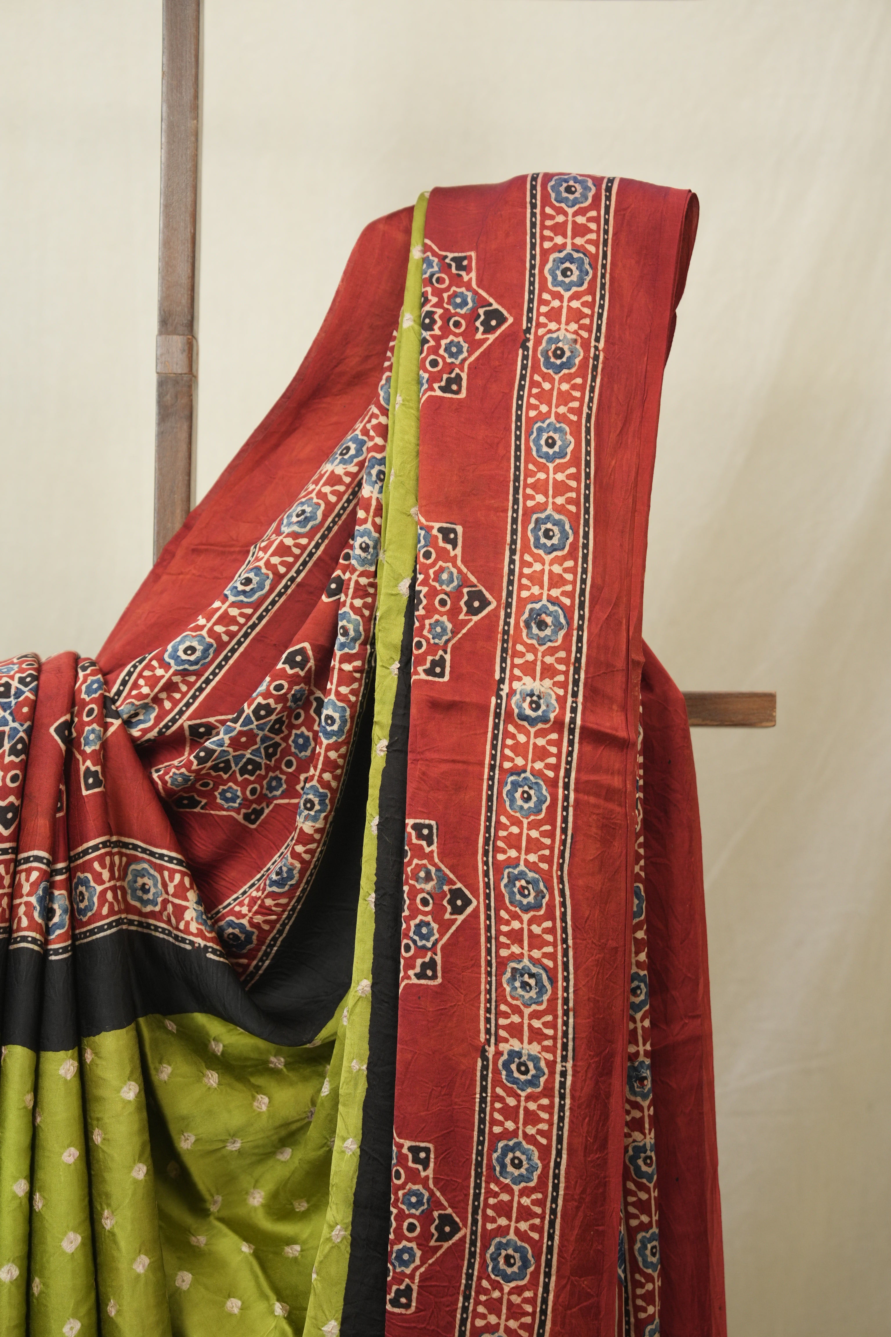 Mehendi Green HBP Modal Silk Bandhani Saree - SRMGMSBS587
