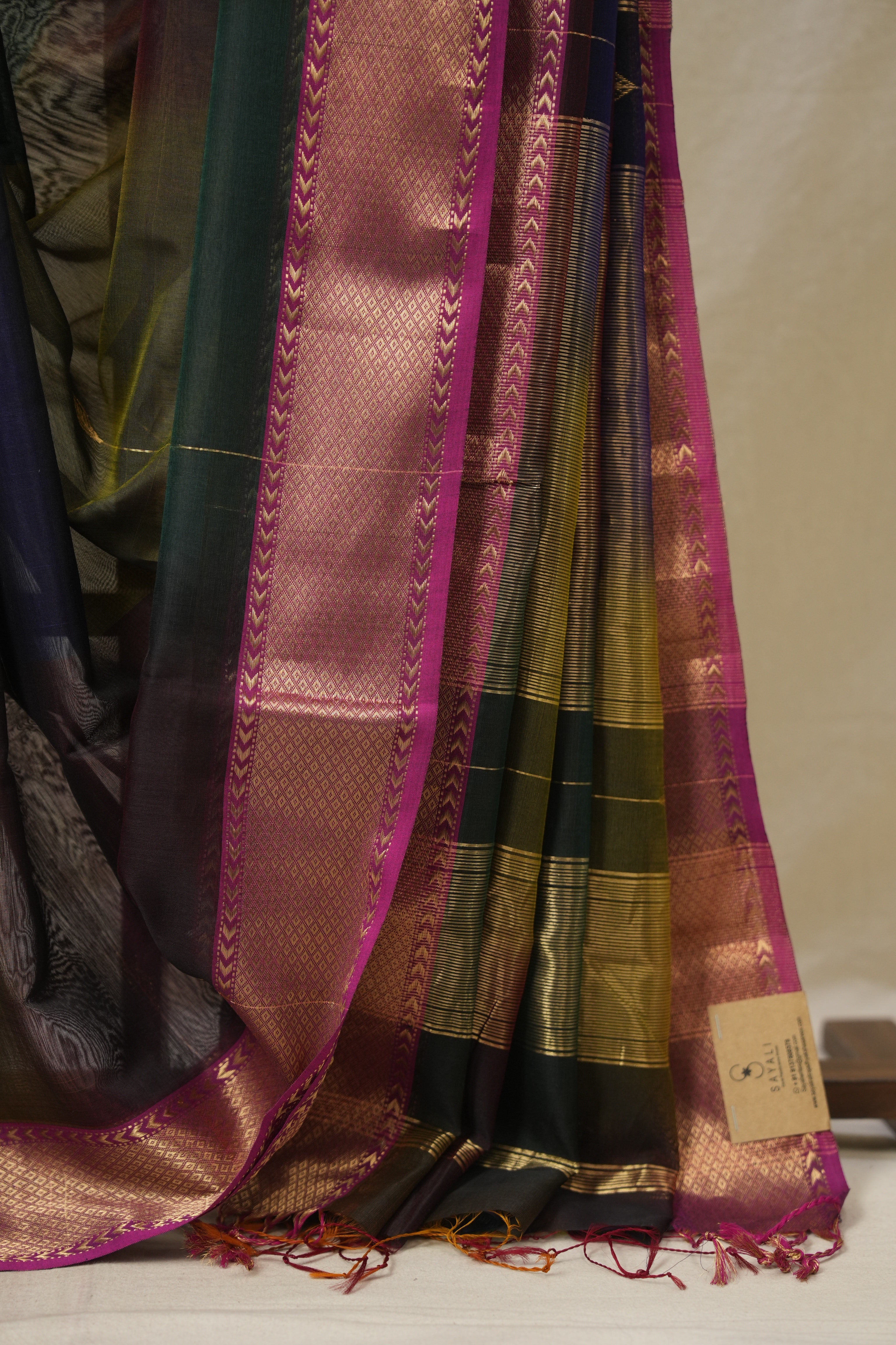 Multicolor Maheshwari Saree - SRMMS1107