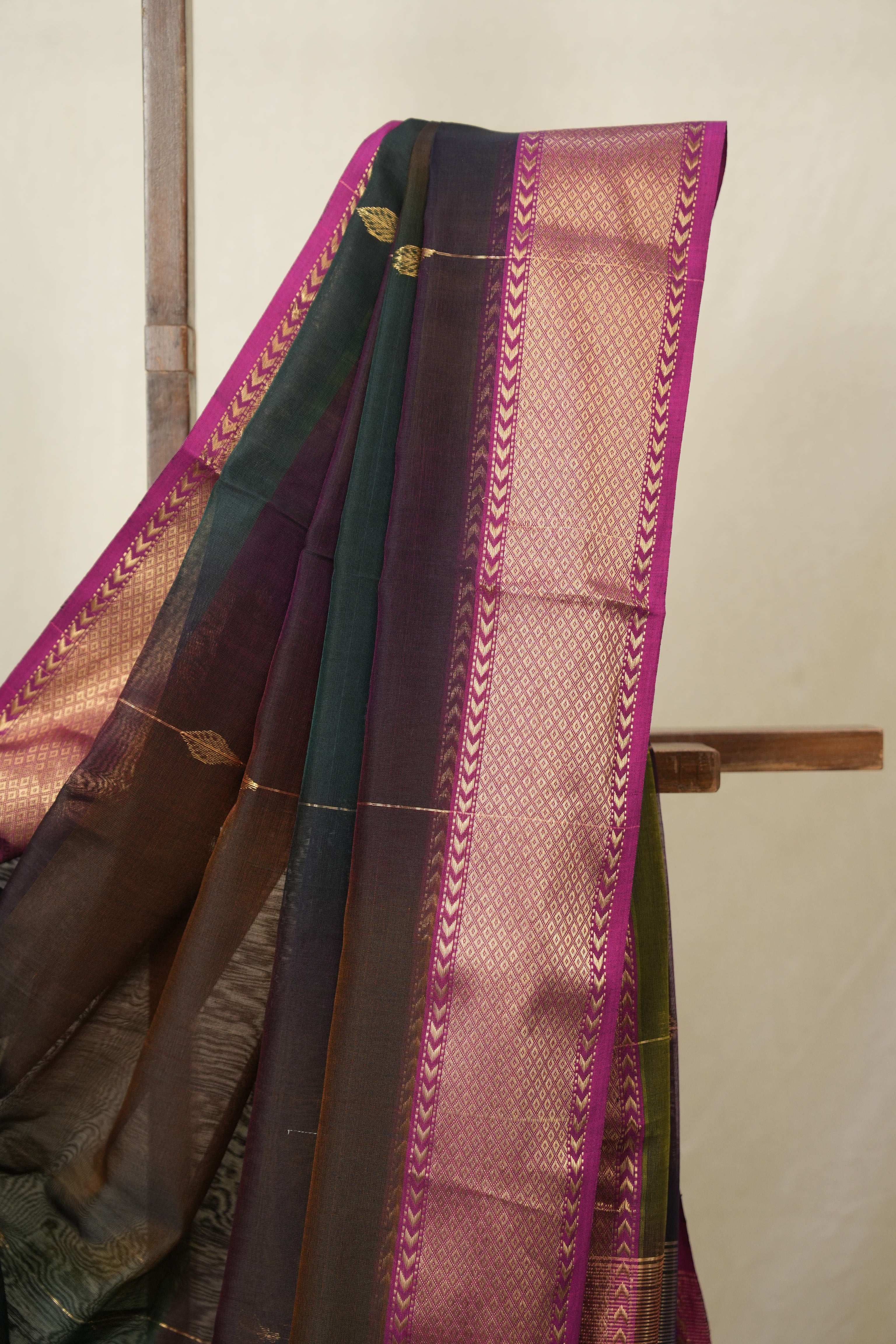 Multicolor Maheshwari Saree - SRMMS1107