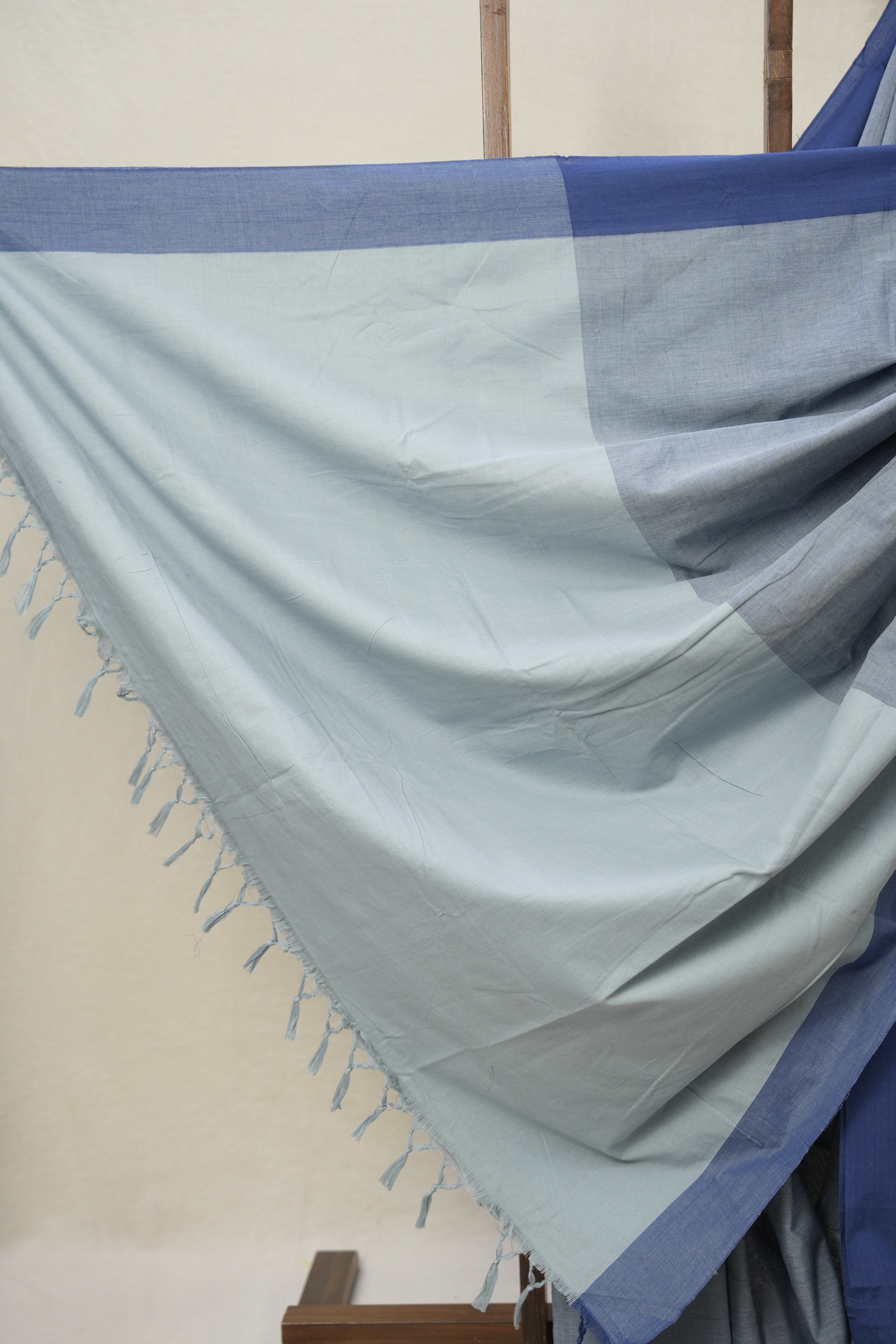 Greyish Blue Plain Cotton Ilkal Saree - SRGBPCIS797