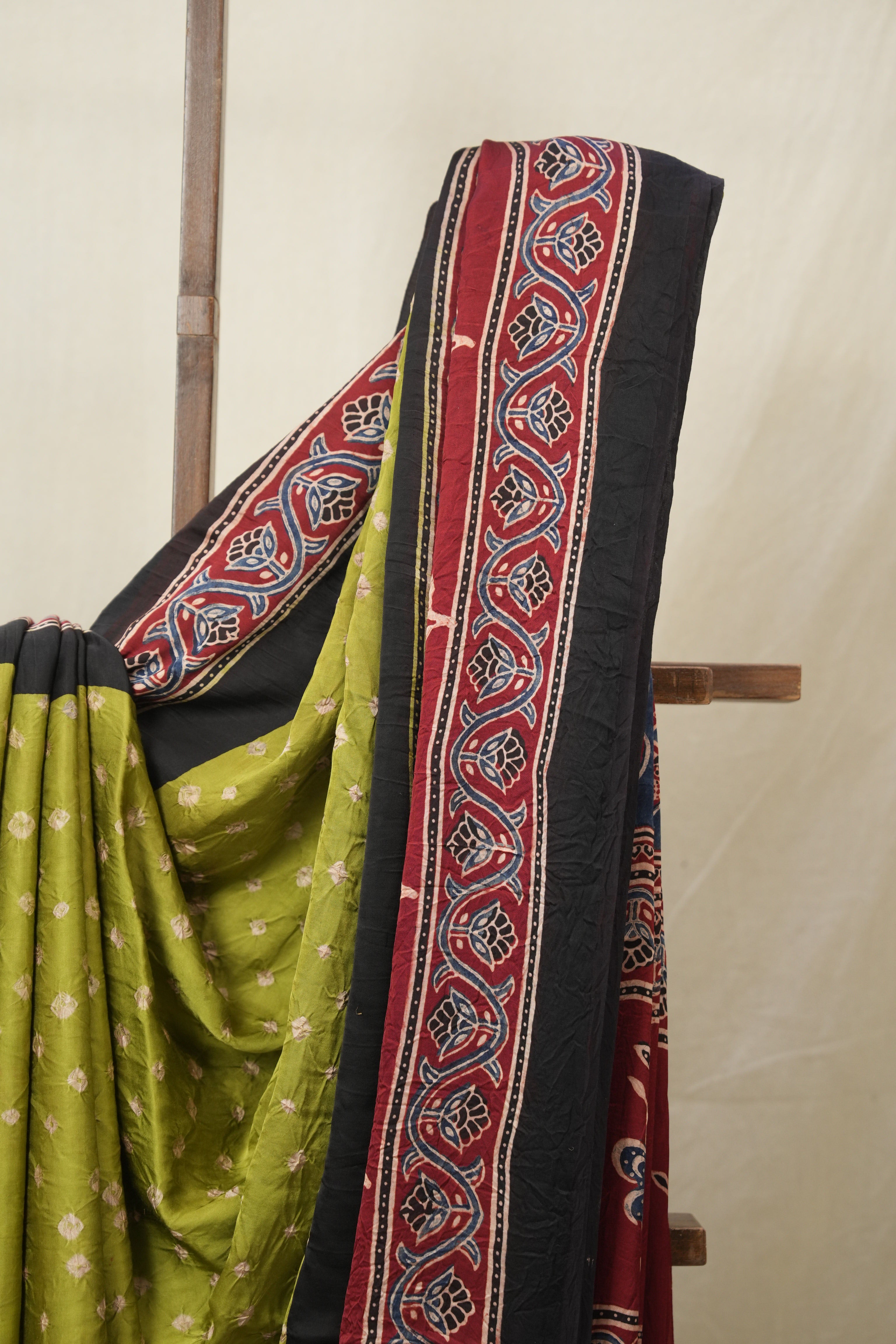 Mehendi Green HBP Modal Silk Bandhani Saree - SRMGMSBS583
