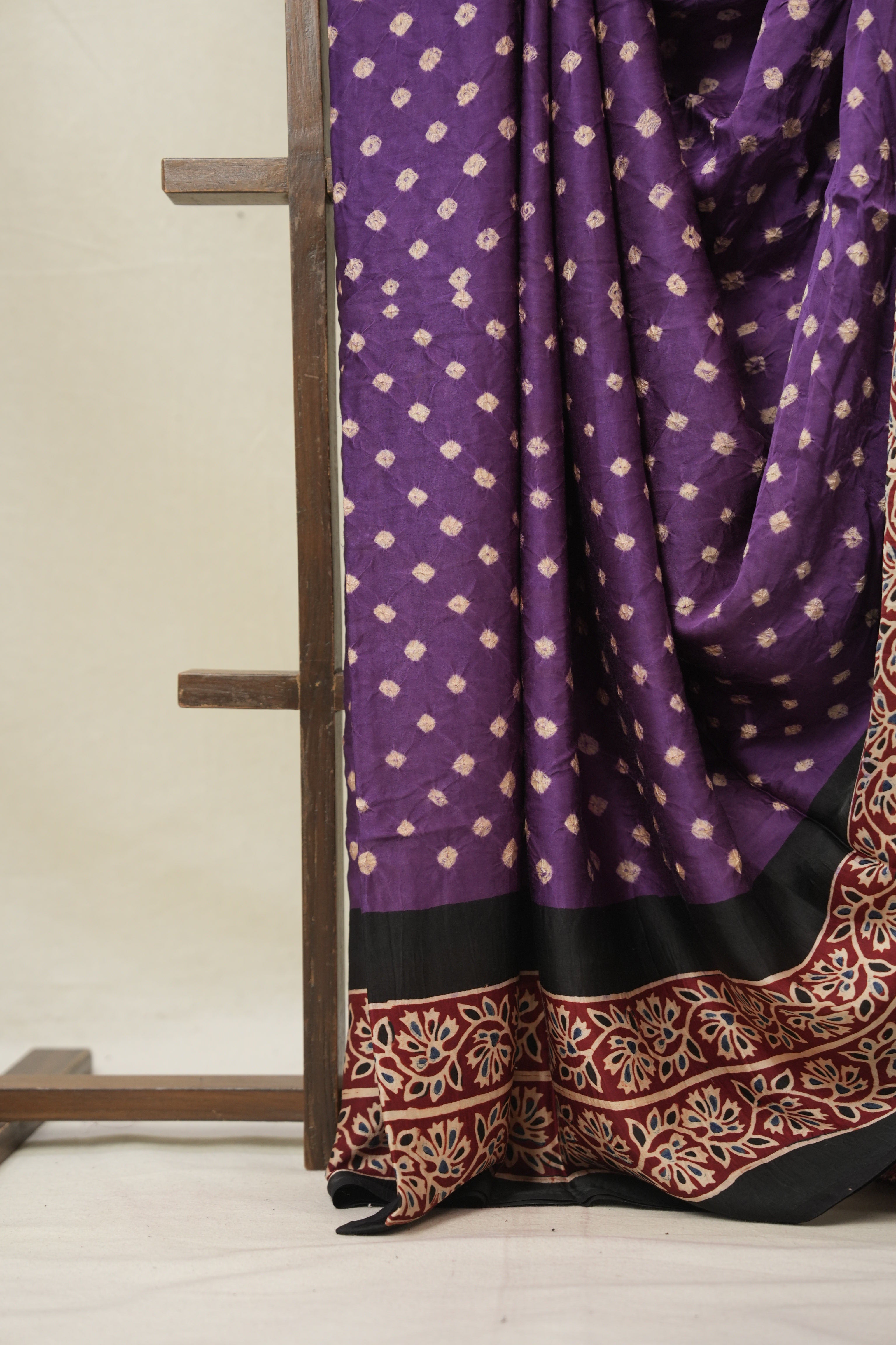 Violet HBP Modal Silk Bandhani Saree - SRVMSBS582