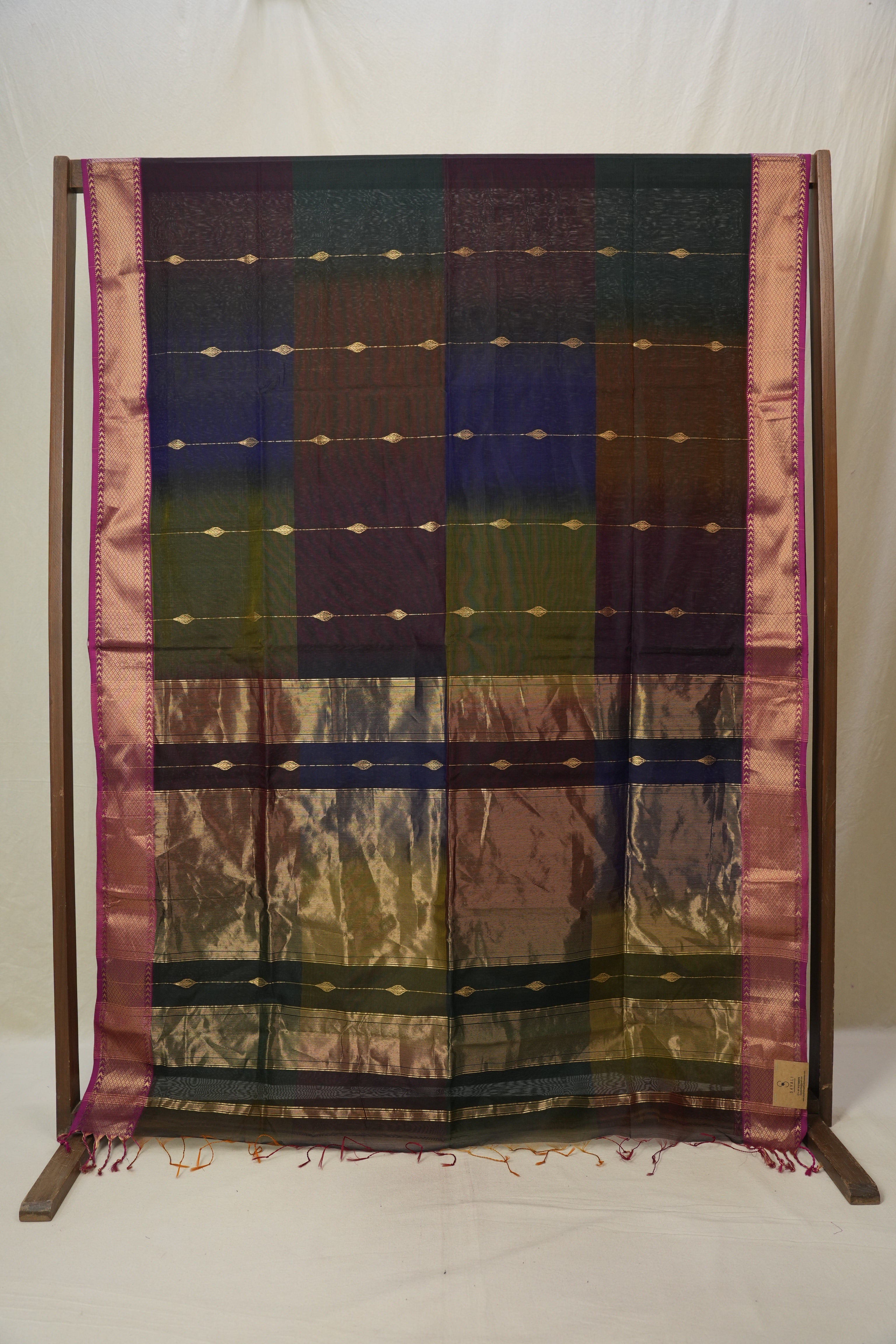 Multicolor Maheshwari Saree - SRMMS1107