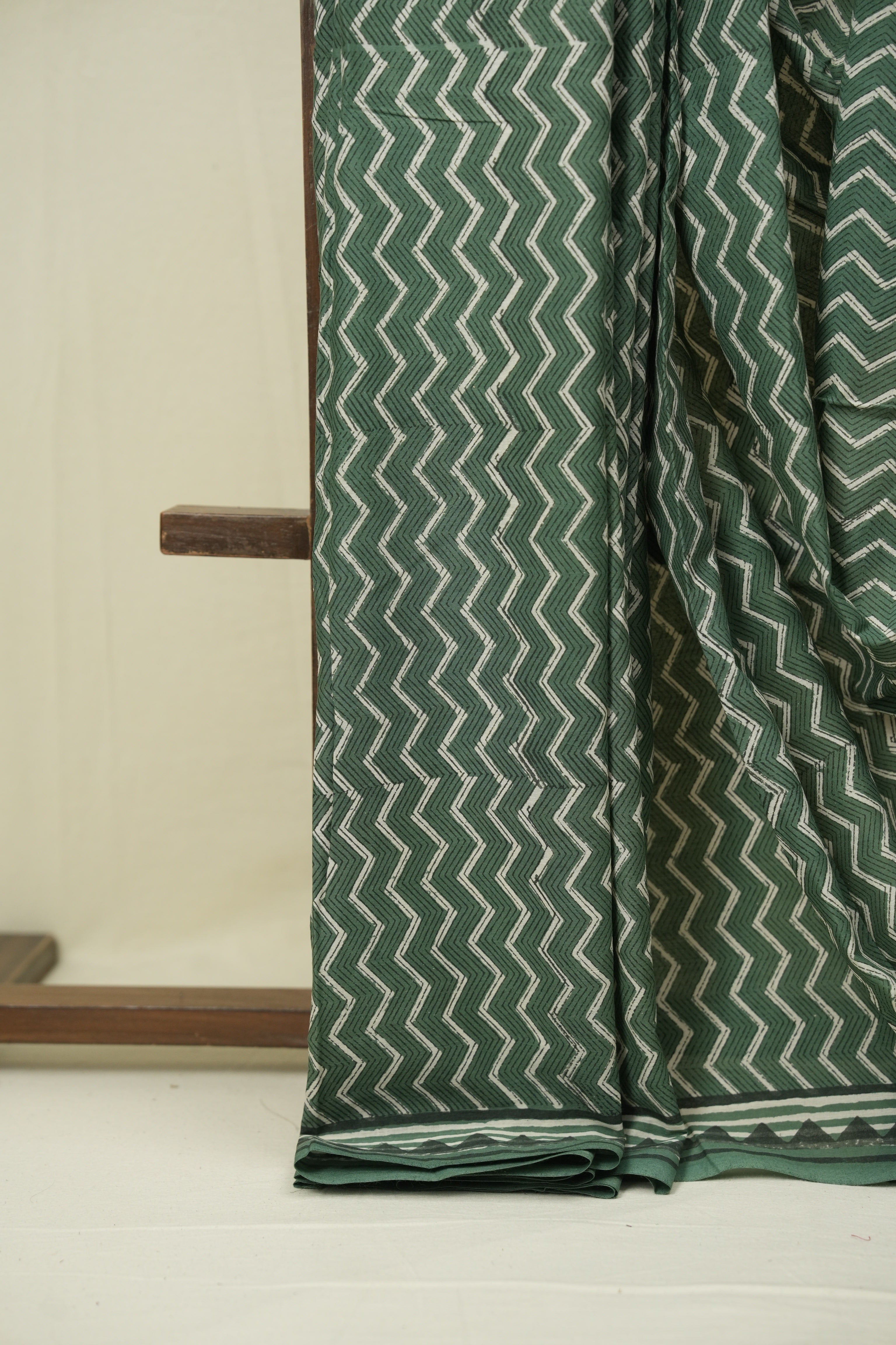 Green HBP Cotton Saree - SRGCS3587