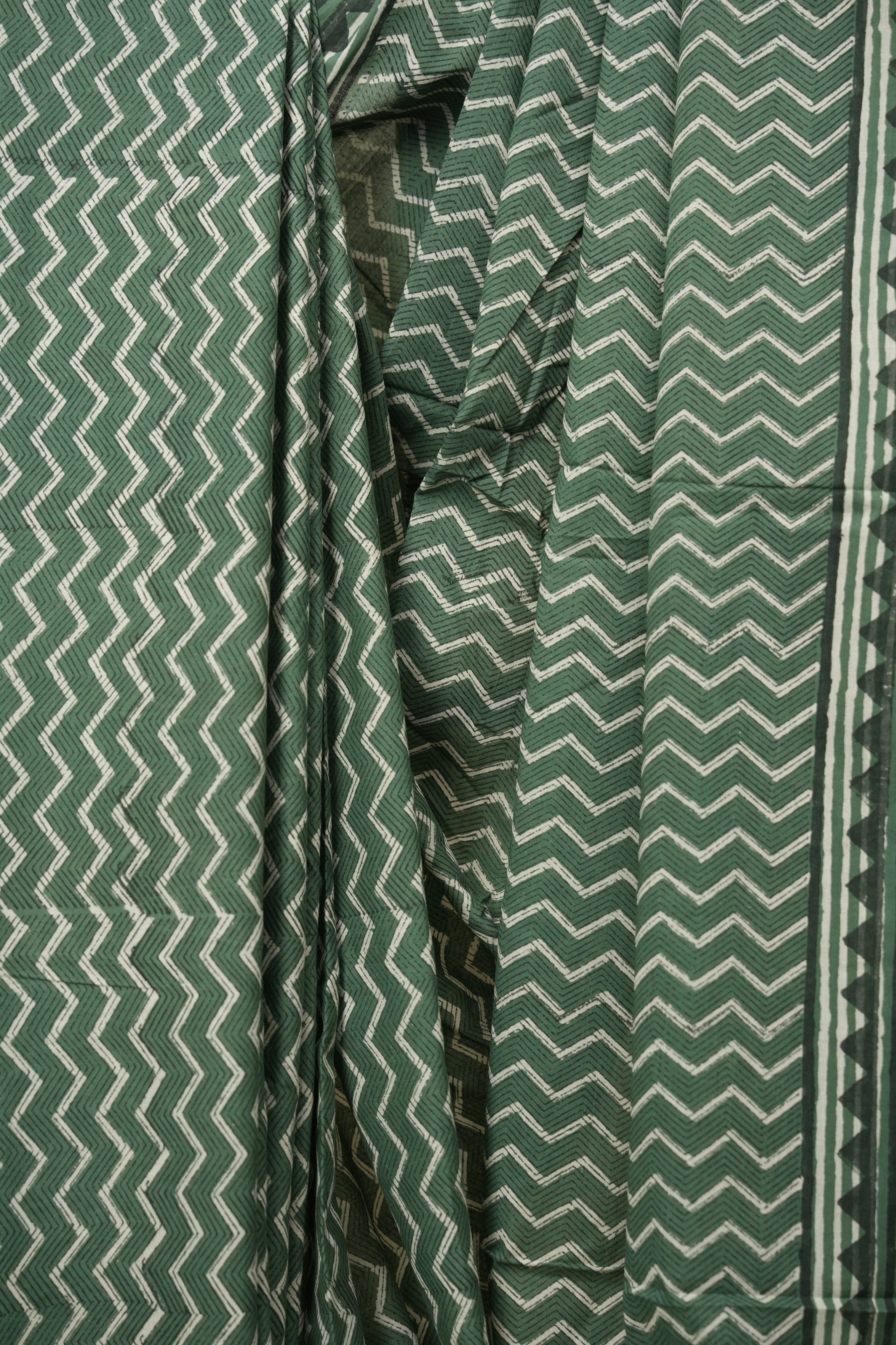 Green HBP Cotton Saree - SRGCS3587