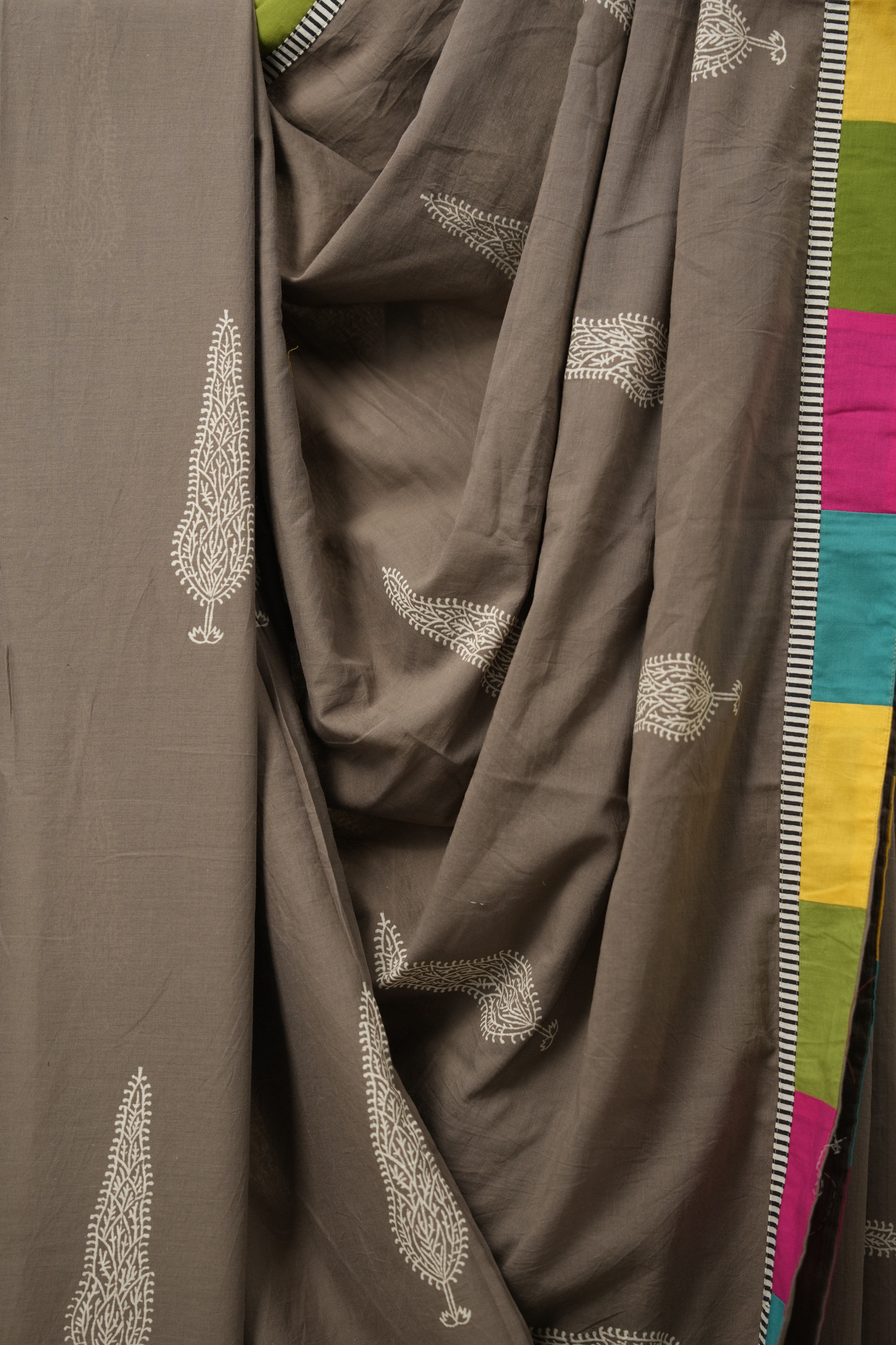 Greyish Brown Cotton Patchwork Saree - SRGBCPS279