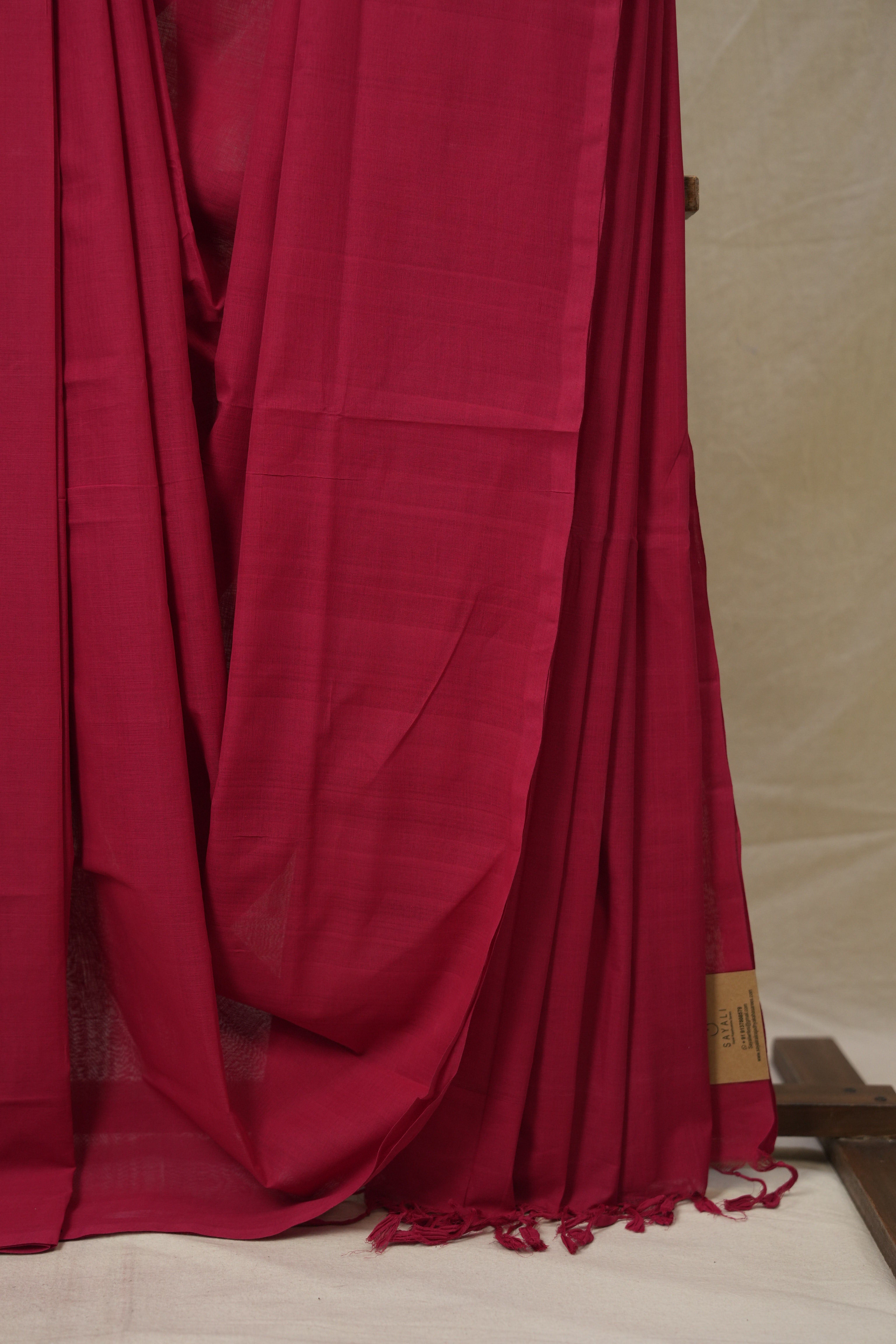 Red Plain Cotton Mangalgiri Saree - SRRPCMS95