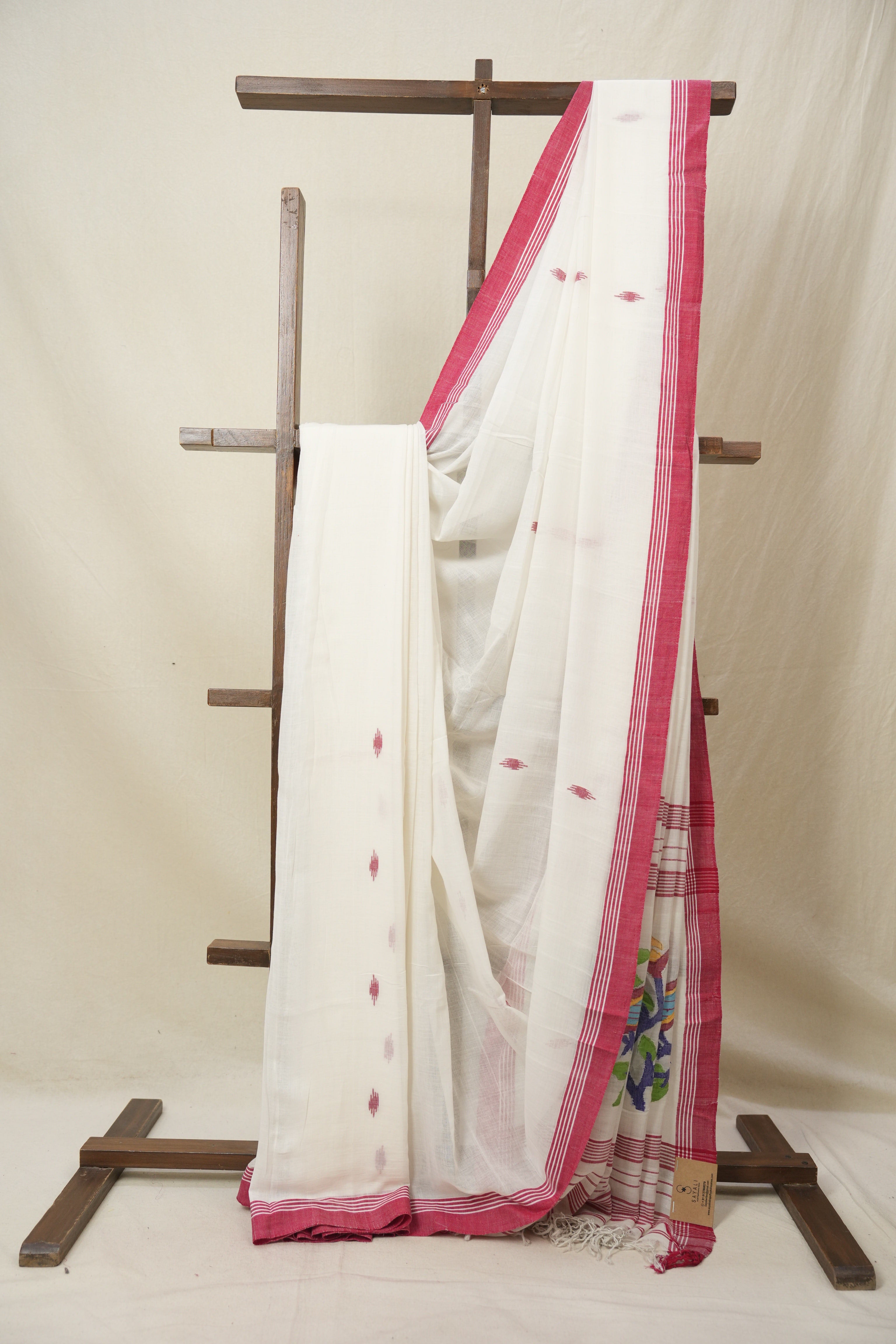White Mul Bengal Cotton Jamdani Saree - SRWBCJS219