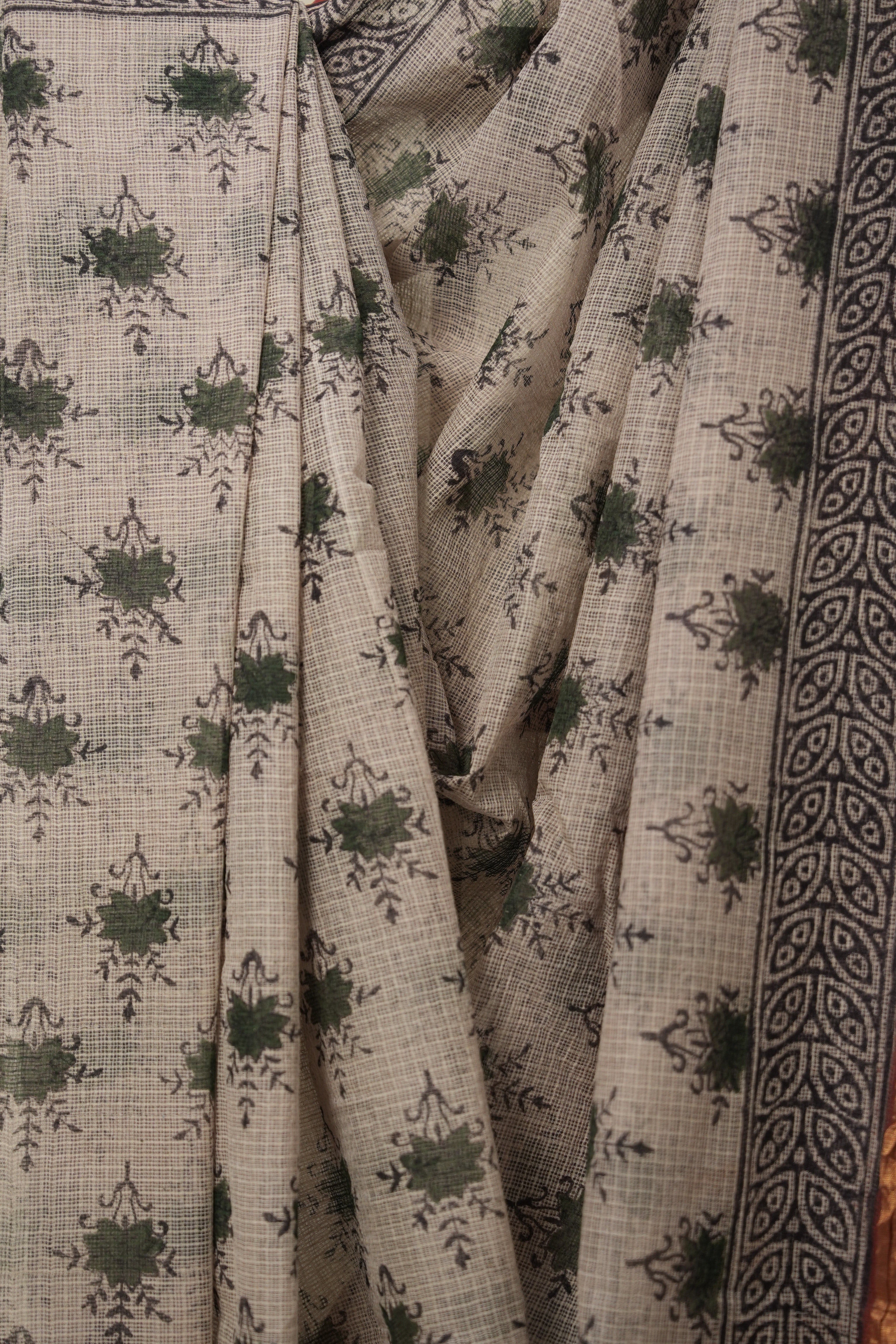 Cream HBP Kota Doria Saree - SRCKDS211