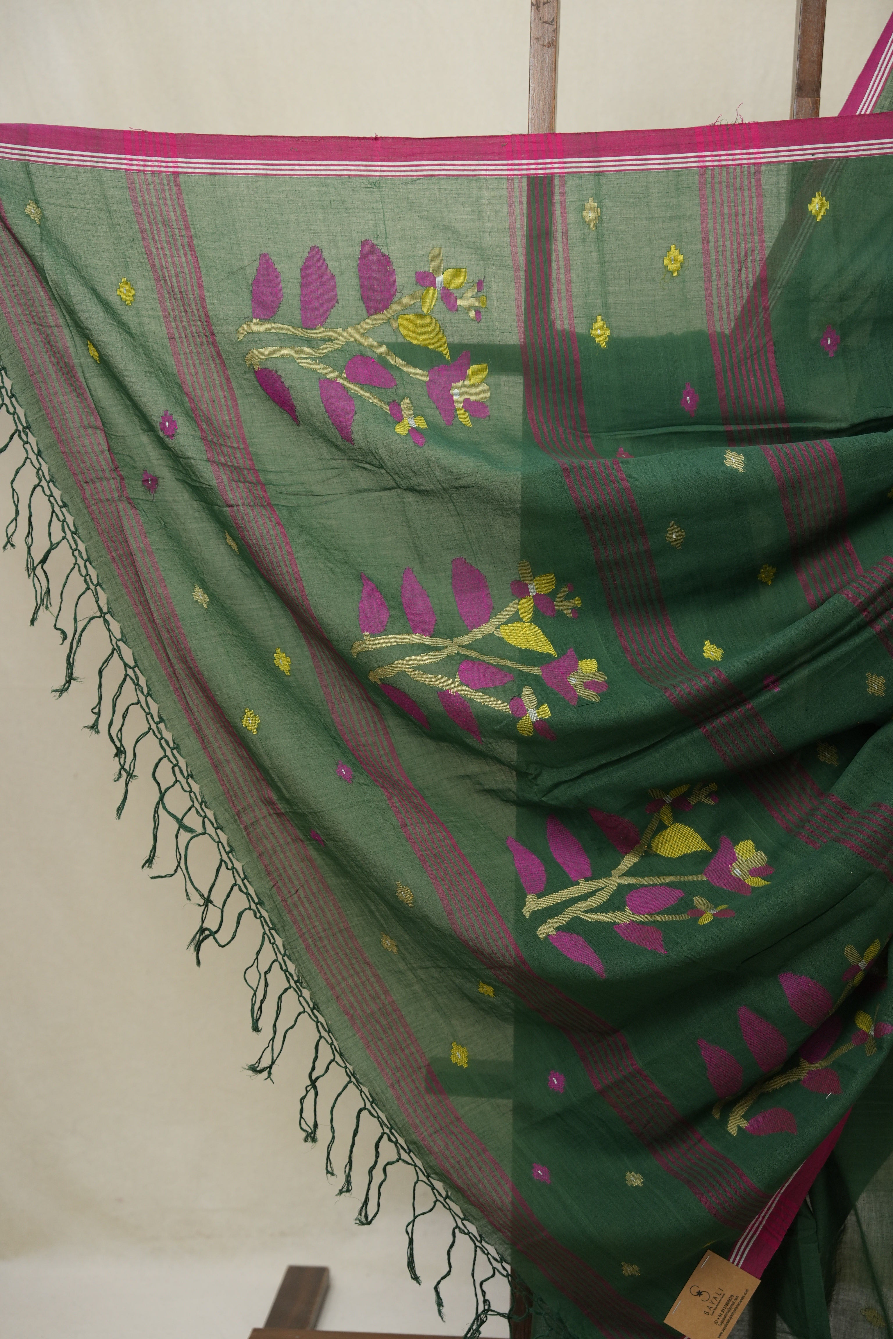 Green Mul Bengal Cotton Jamdani Saree - SRGCJS223