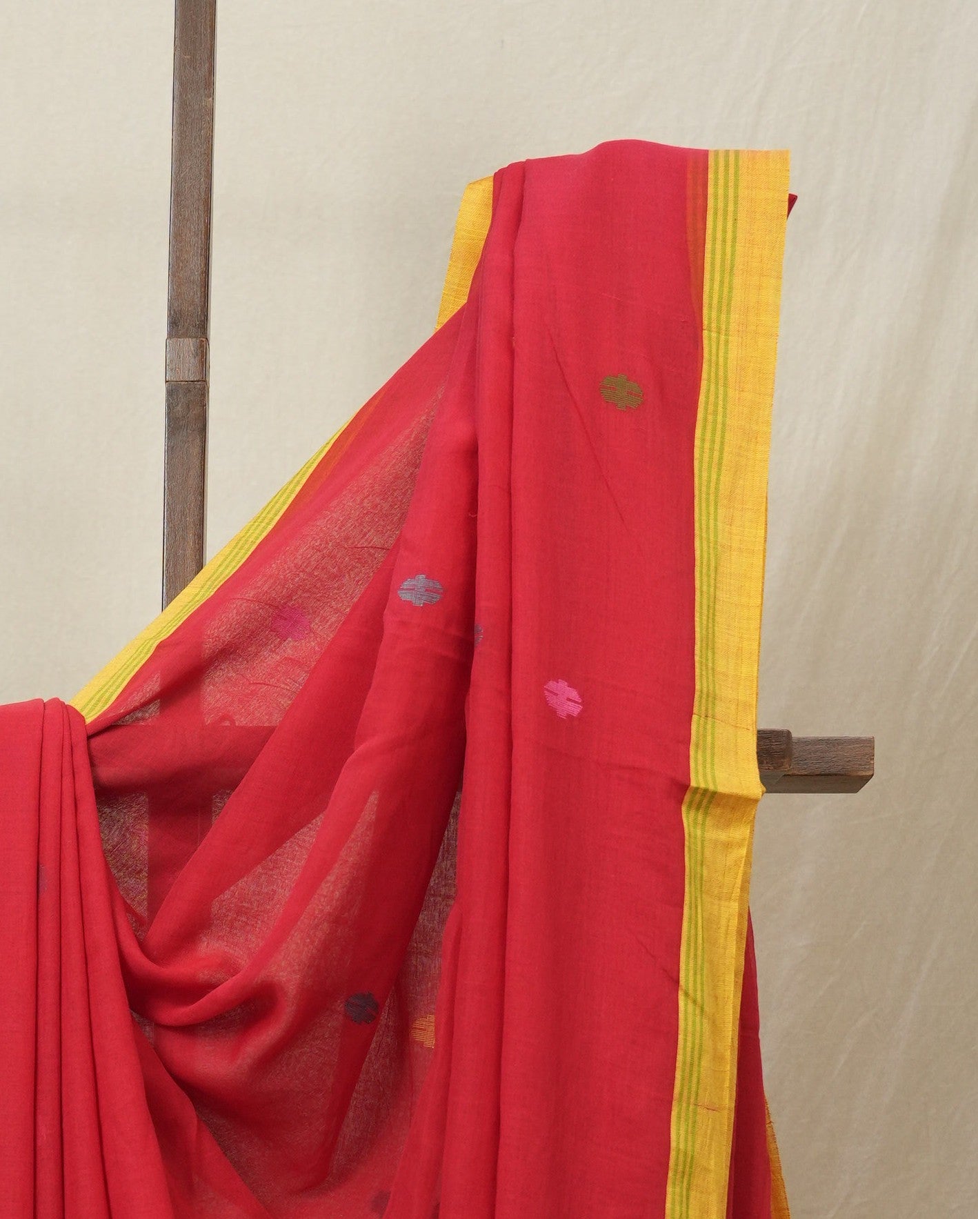 Red Mul Bengal Cotton Jamdani Saree - SRRCJS226