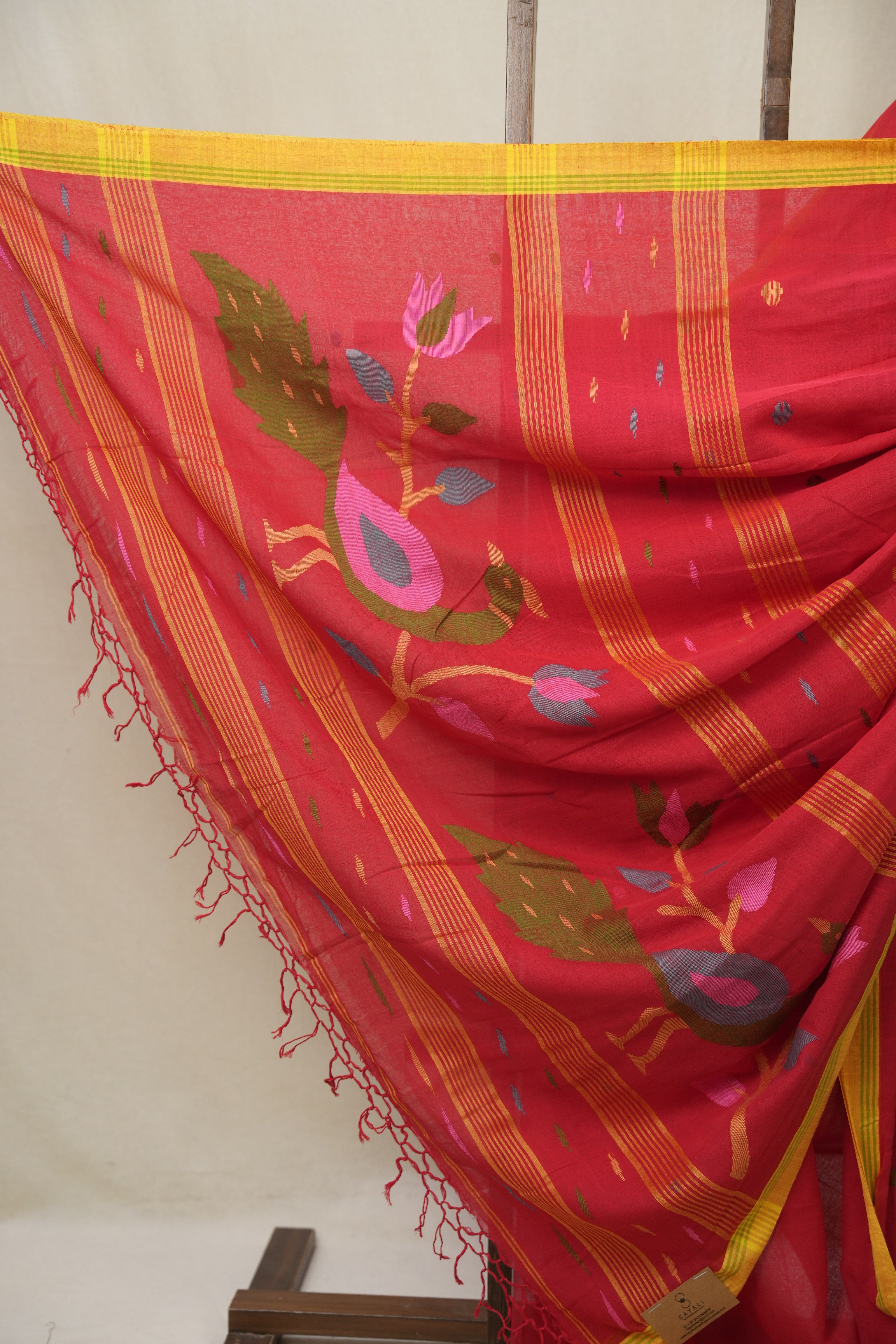 Red Mul Bengal Cotton Jamdani Saree - SRRCJS226