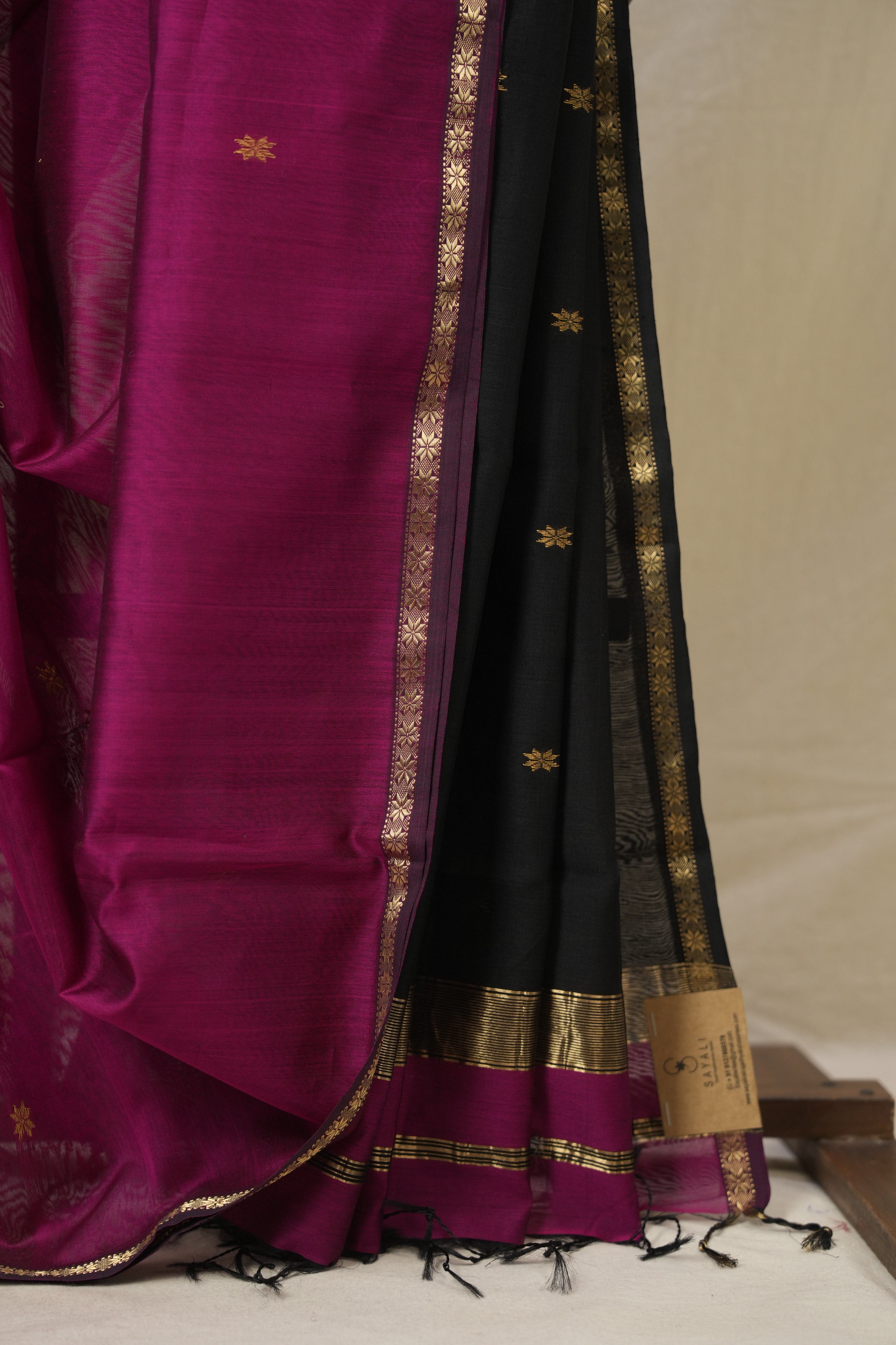 Magenta Maheshwari Saree - SRMMS1123