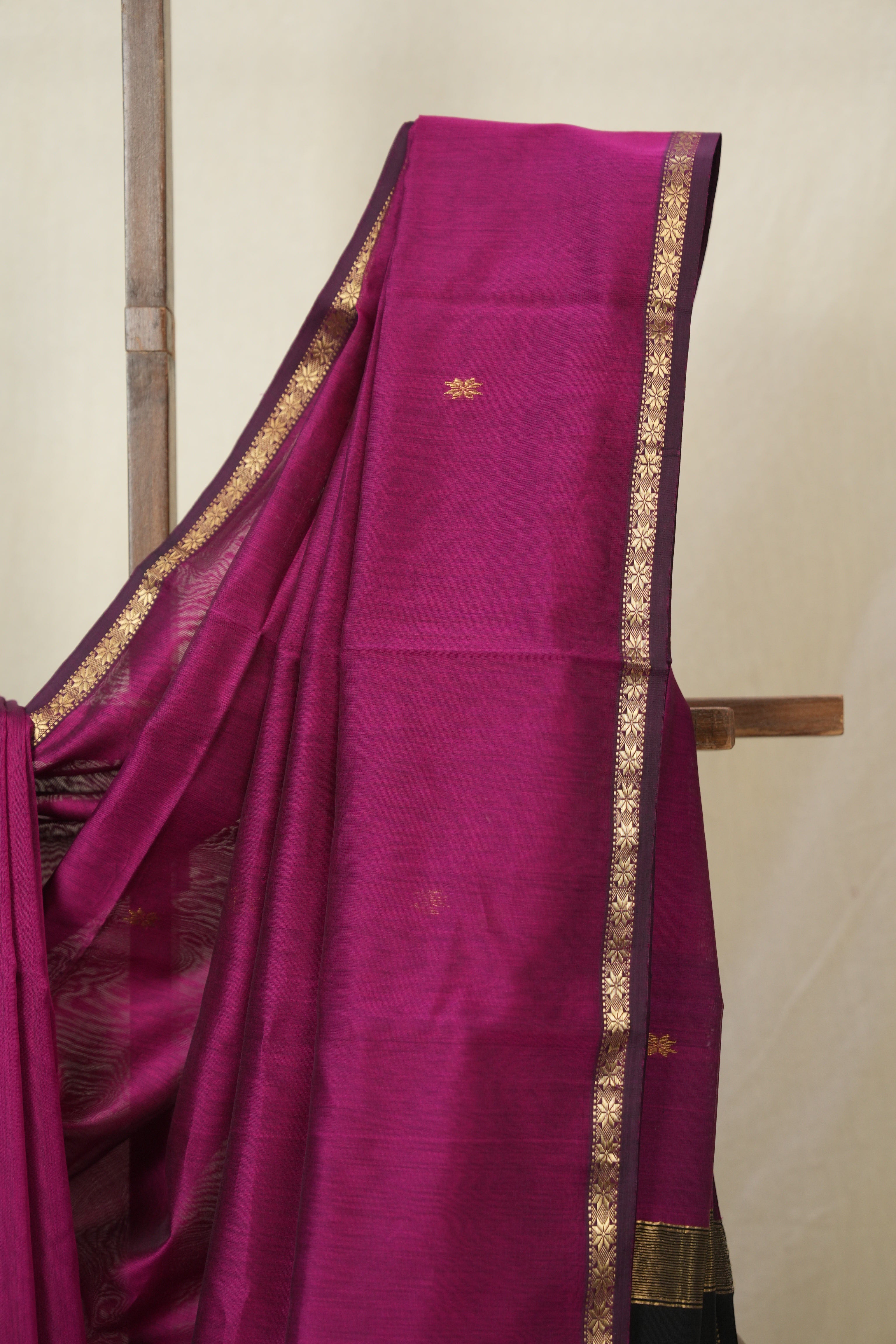 Magenta Maheshwari Saree - SRMMS1123