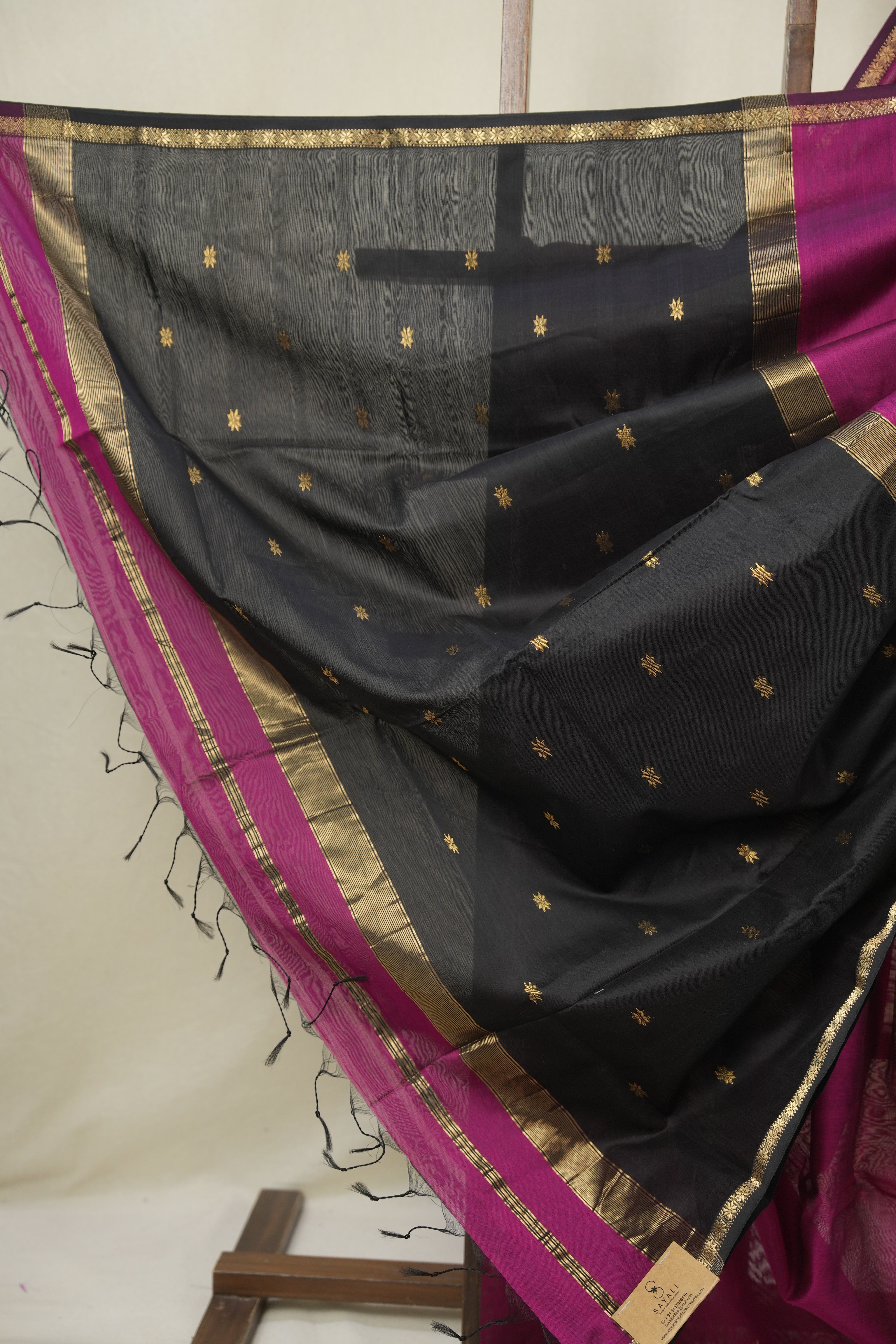 Magenta Maheshwari Saree - SRMMS1123