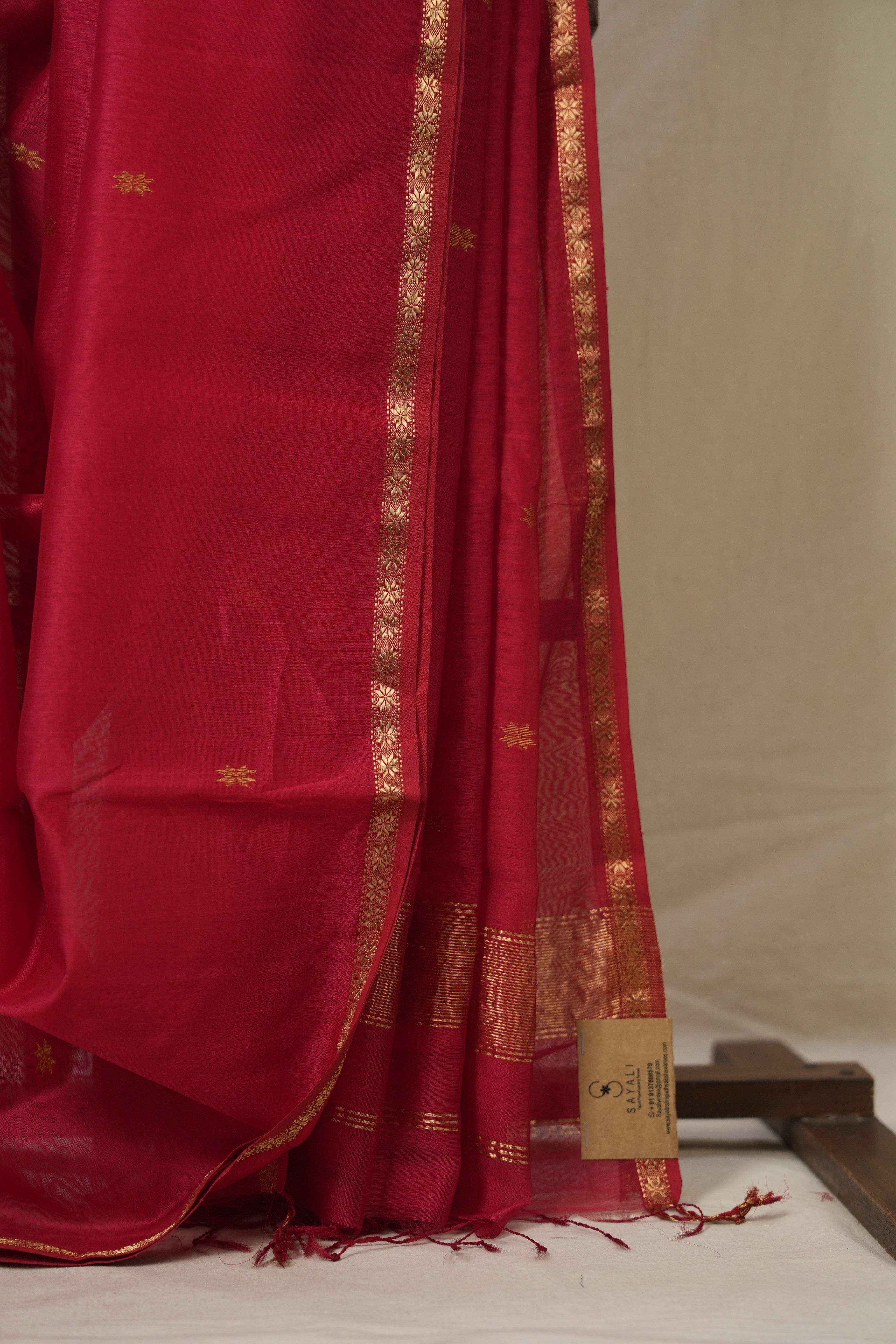 Red Maheshwari Saree - SRRMS1125