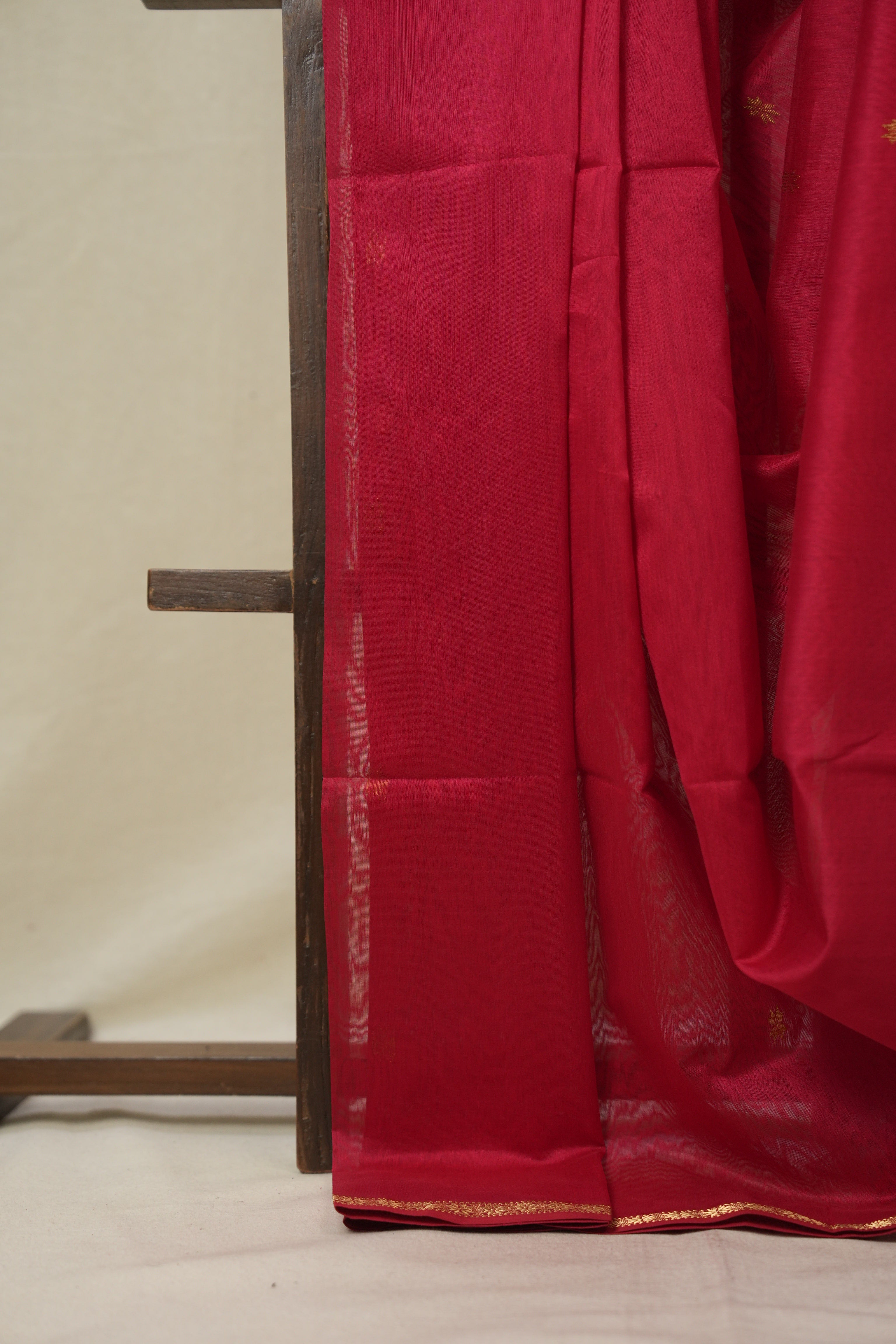 Red Maheshwari Saree - SRRMS1125