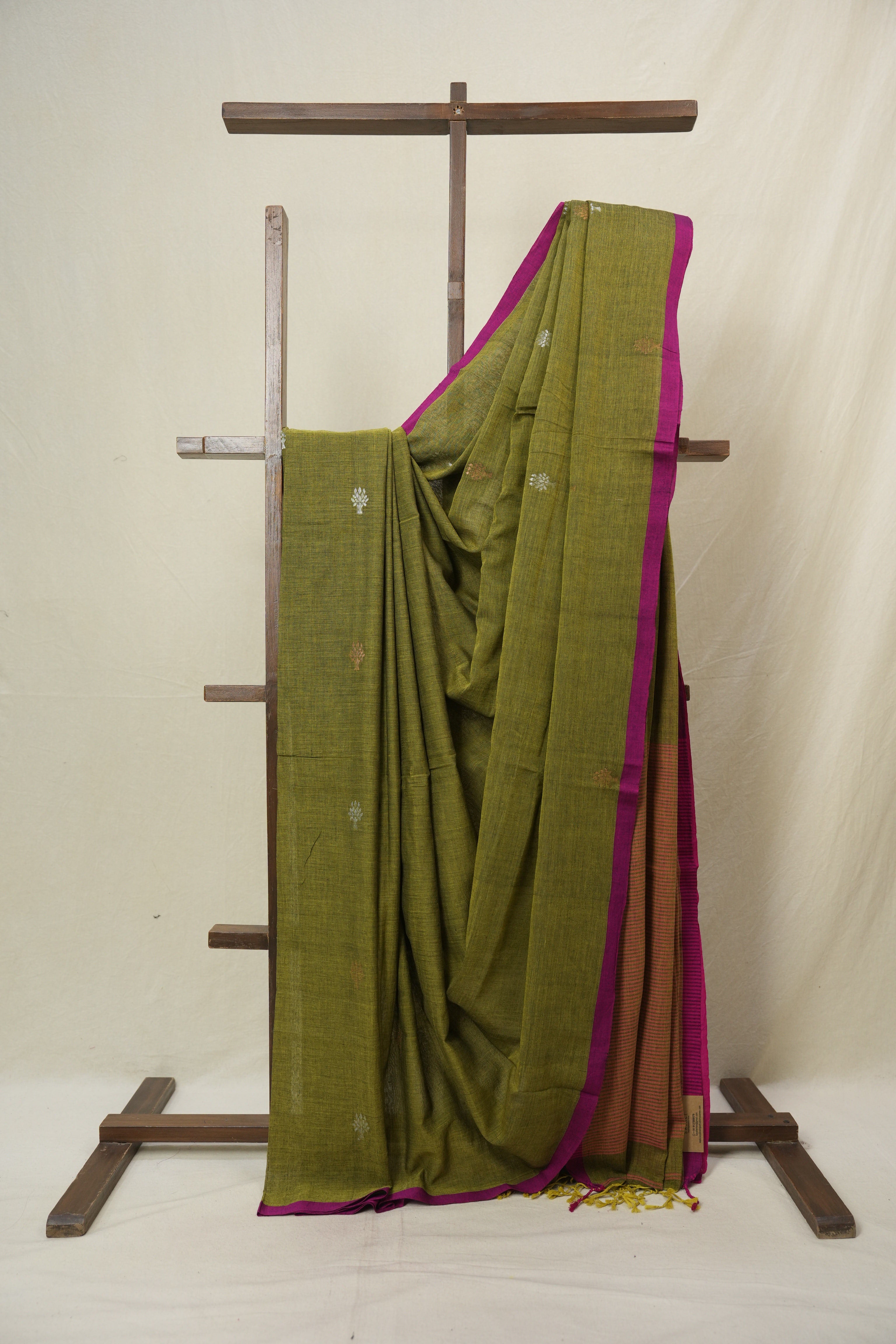 Green Bengal Mul Cotton Saree - SRSGBMCS065