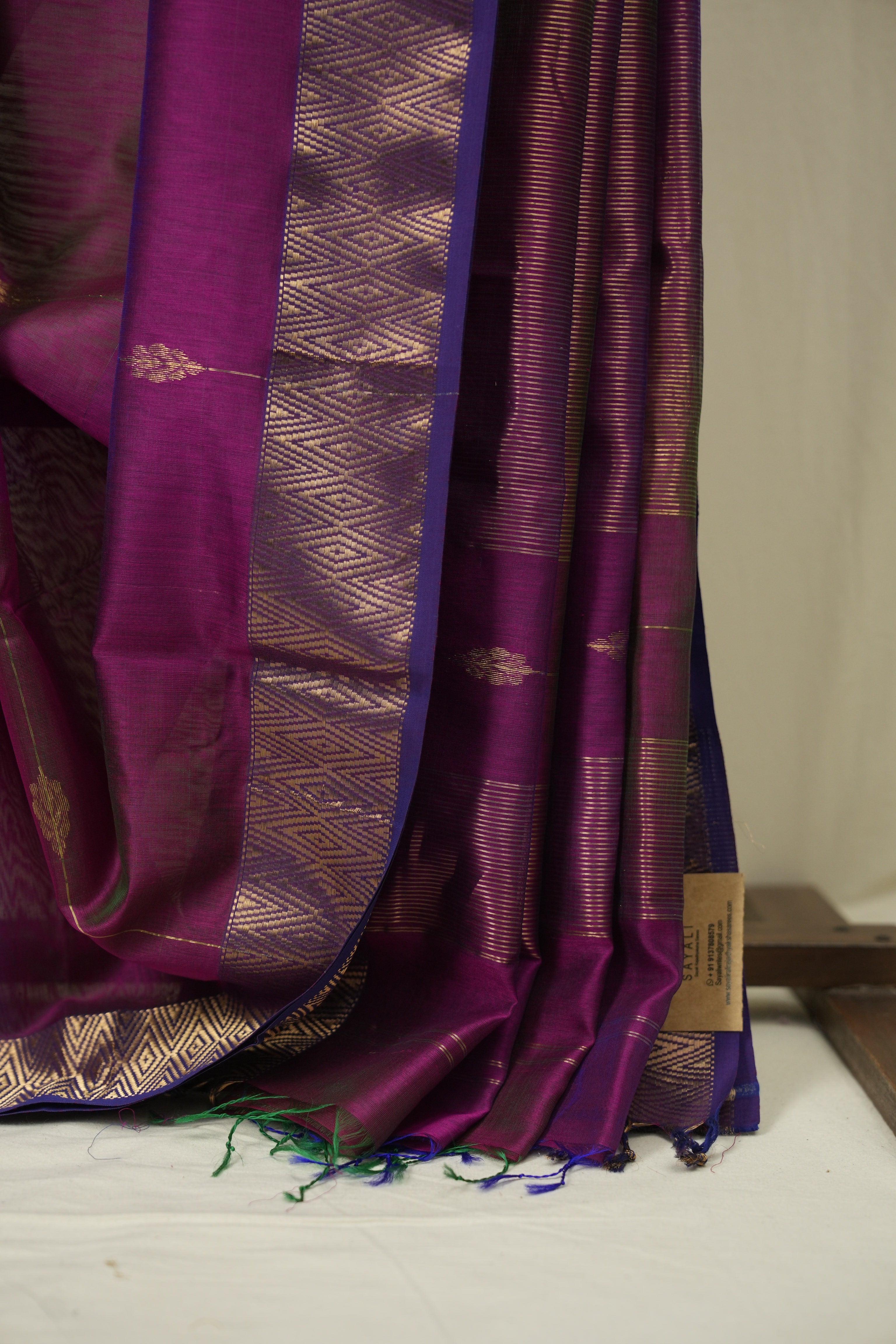 Magenta Maheshwari Saree - SRMMS1289