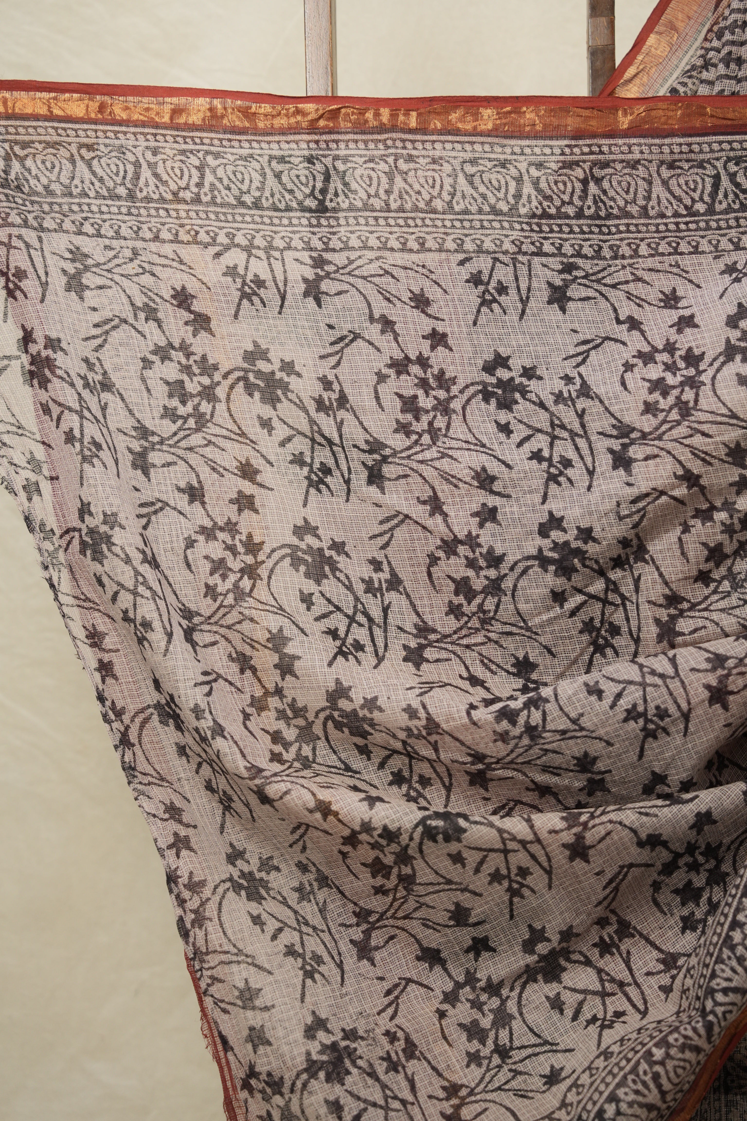 Black Maroon HBP Kota Doria Saree - SRBMKDS219