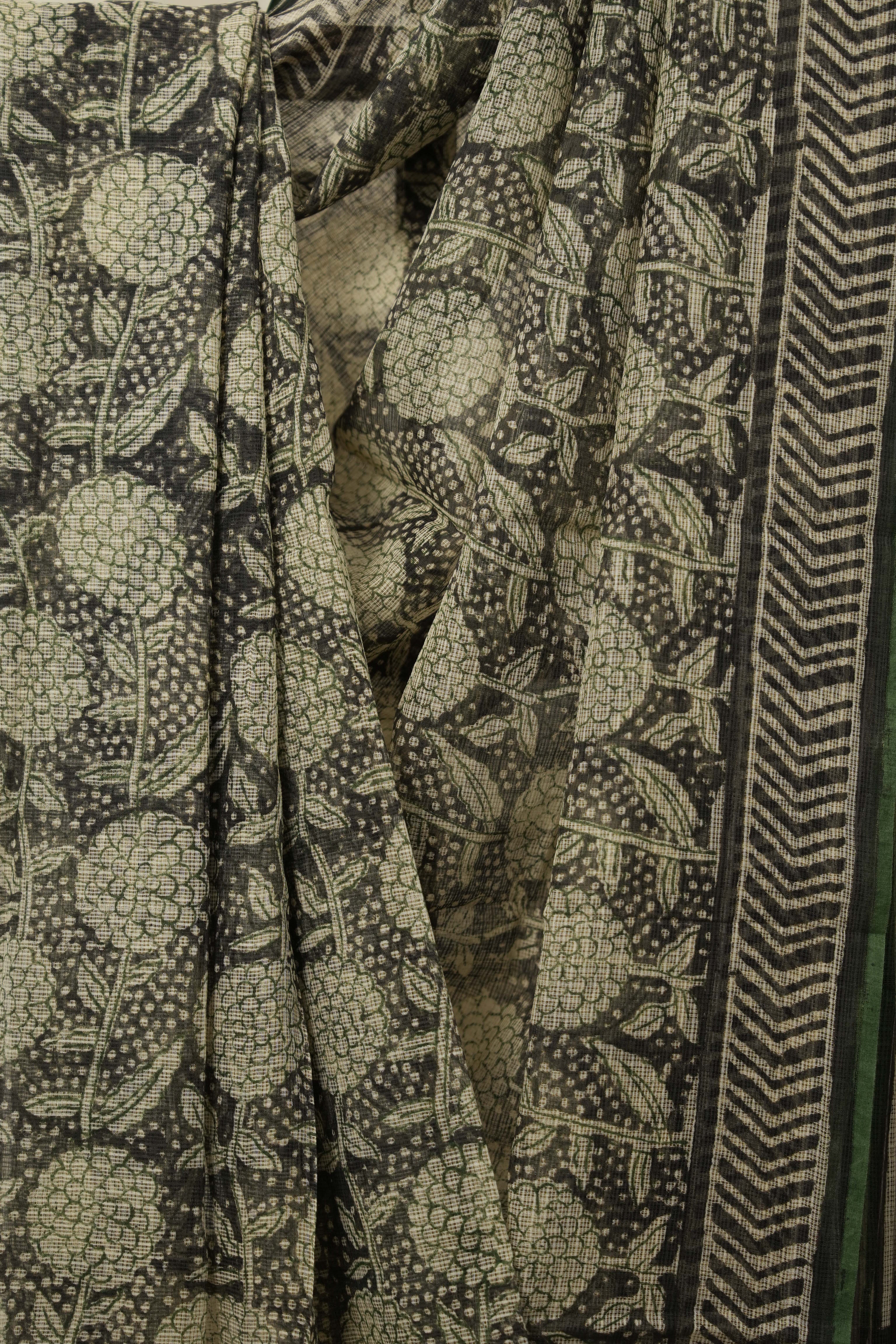 Black Cream HBP Kota Doria Saree - SRBCKDS217