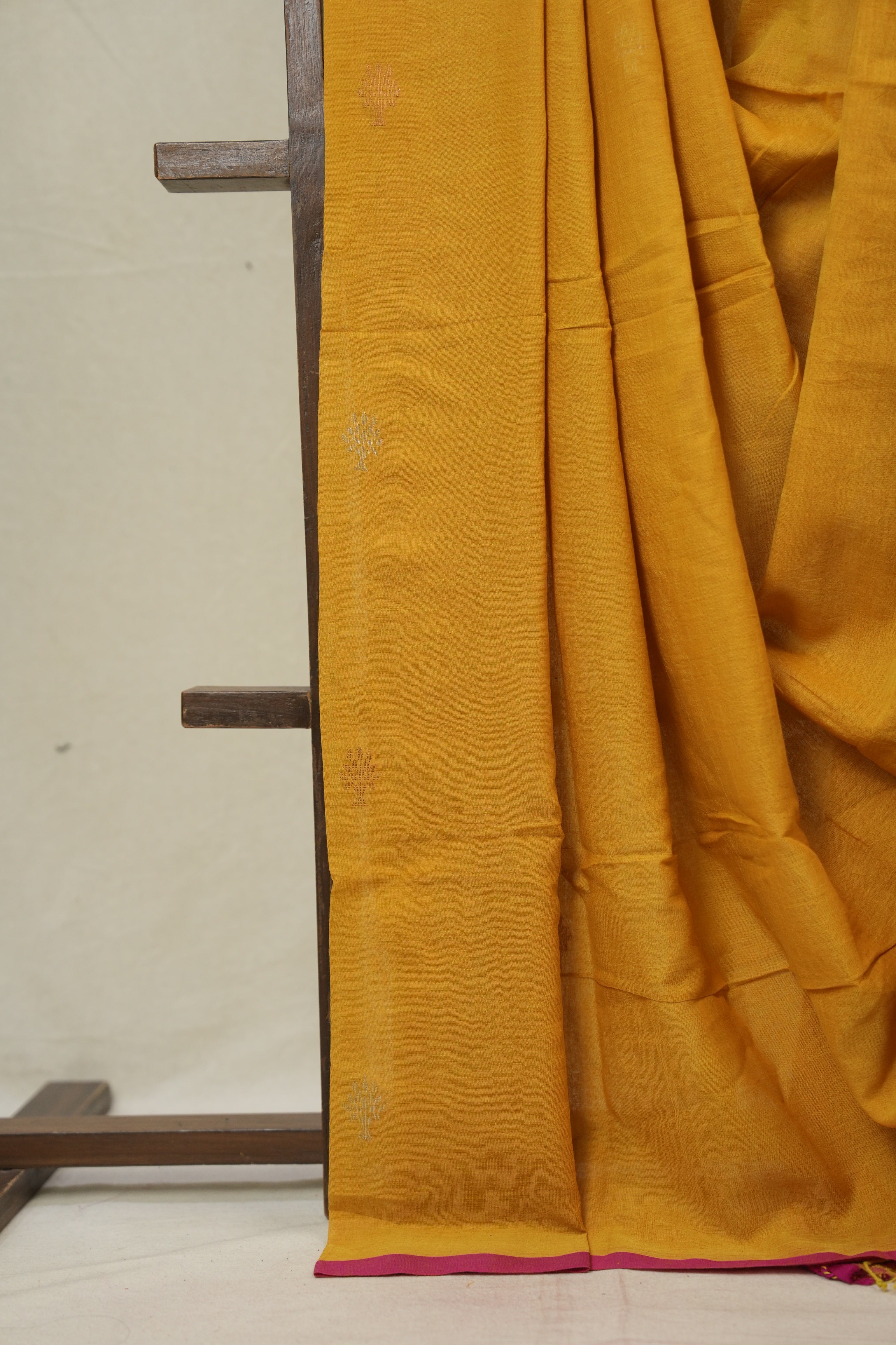 Turmeric Yellow  Bengal Mul Cotton Saree - SRTYBMCS068
