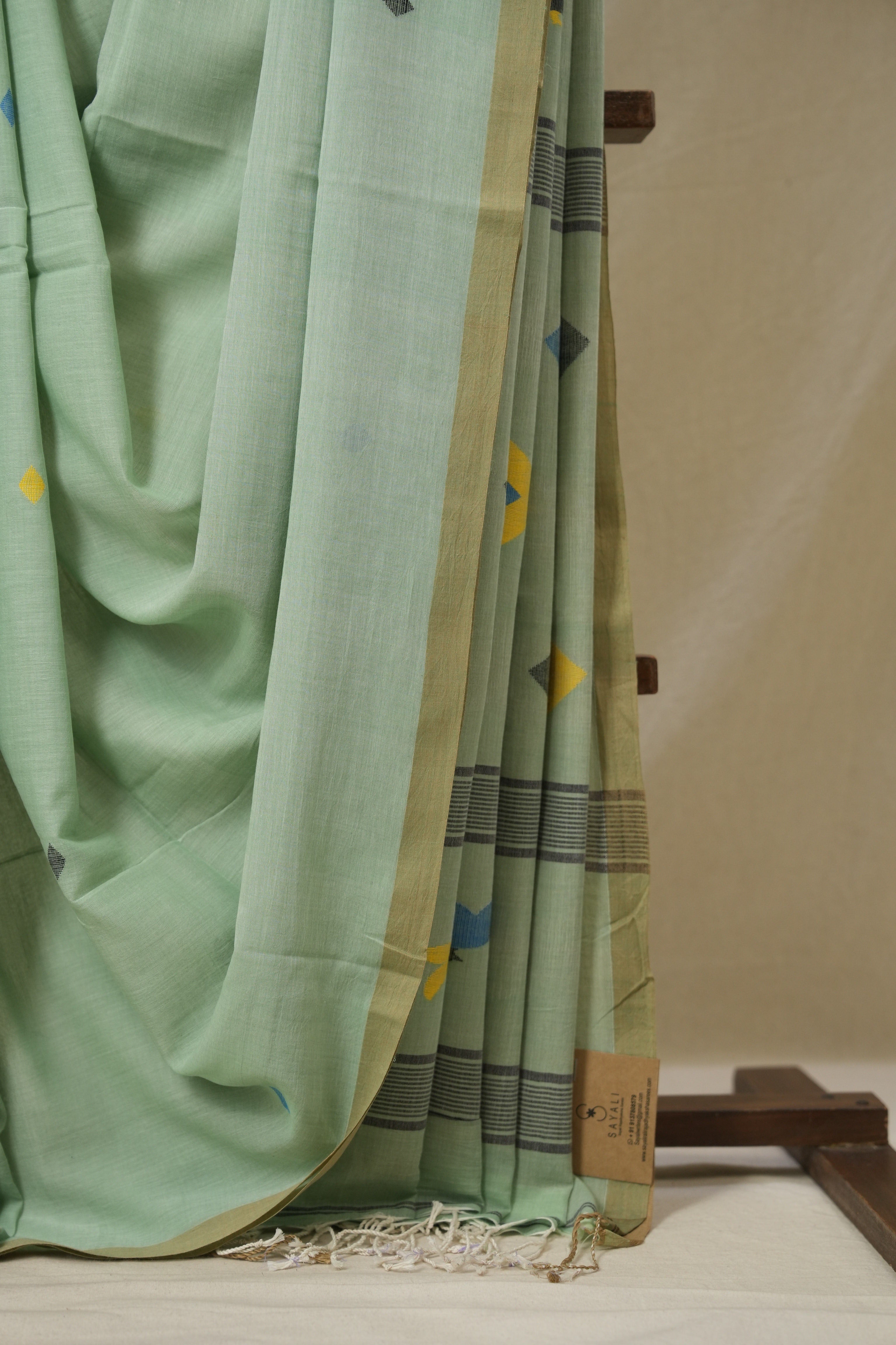 Pastel Green Mul Bengal Cotton Jamdani Saree - SRPGCJS241