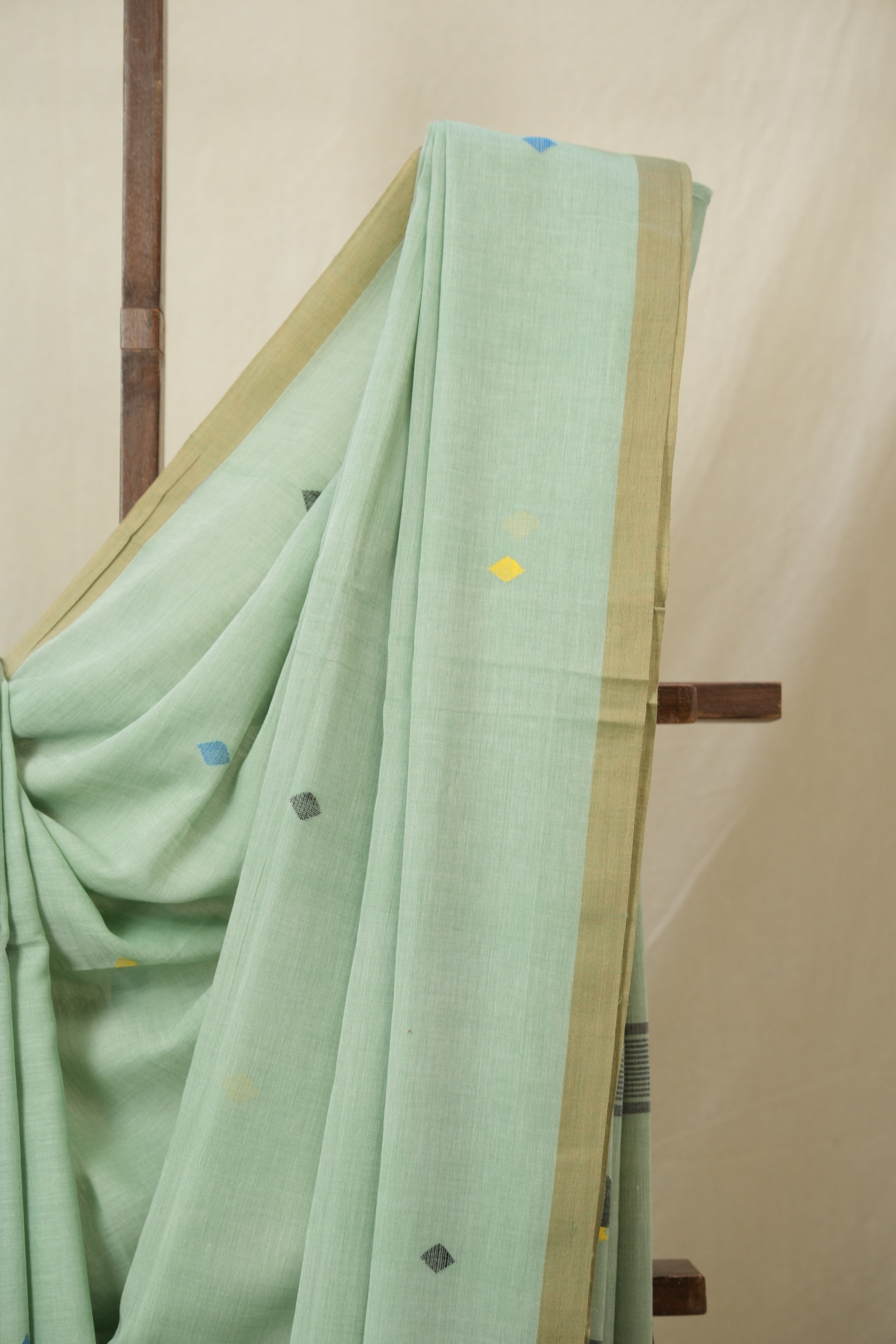 Pastel Green Mul Bengal Cotton Jamdani Saree - SRPGCJS241