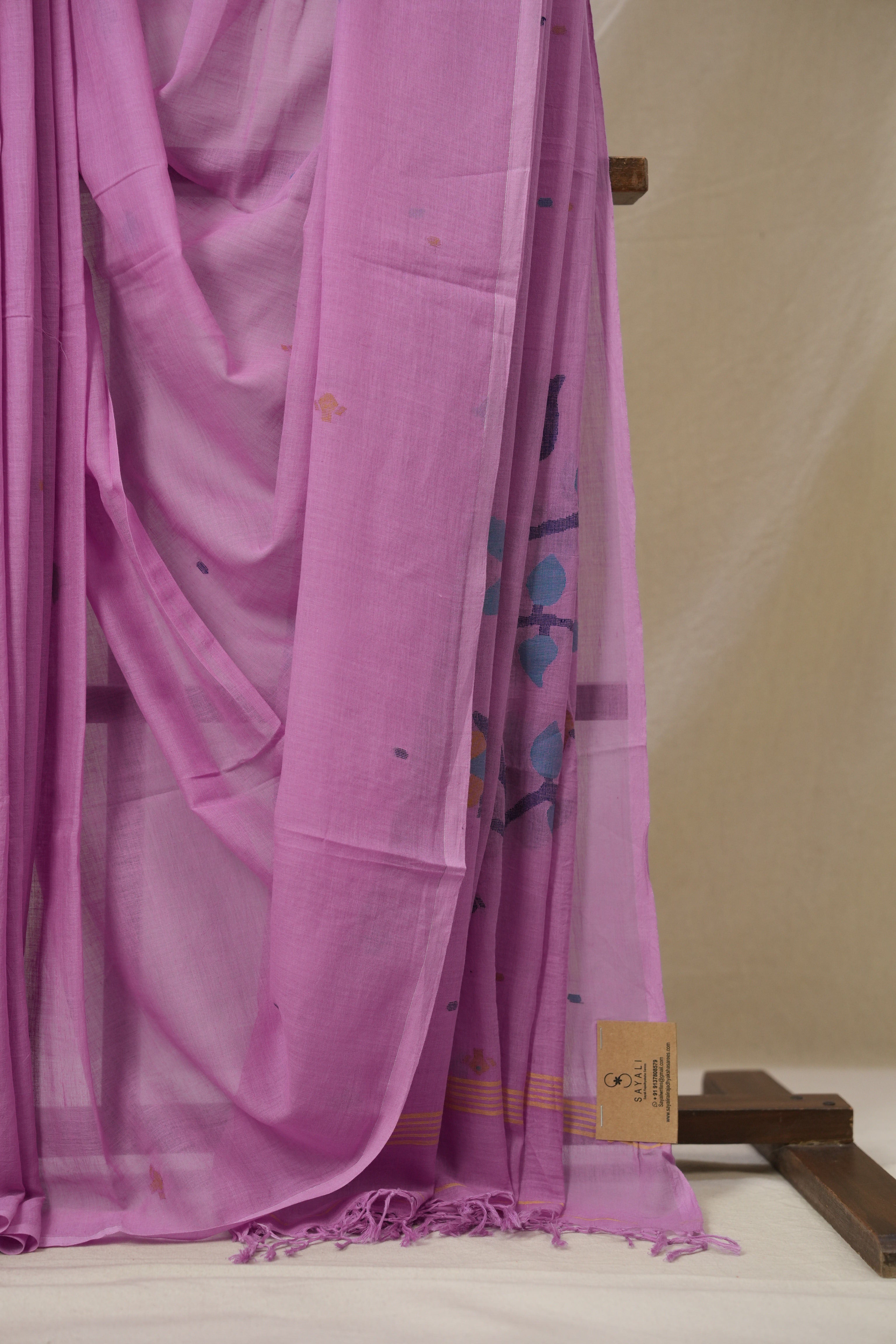 Pink Mul Bengal Cotton Jamdani Saree - SRPBCJS239