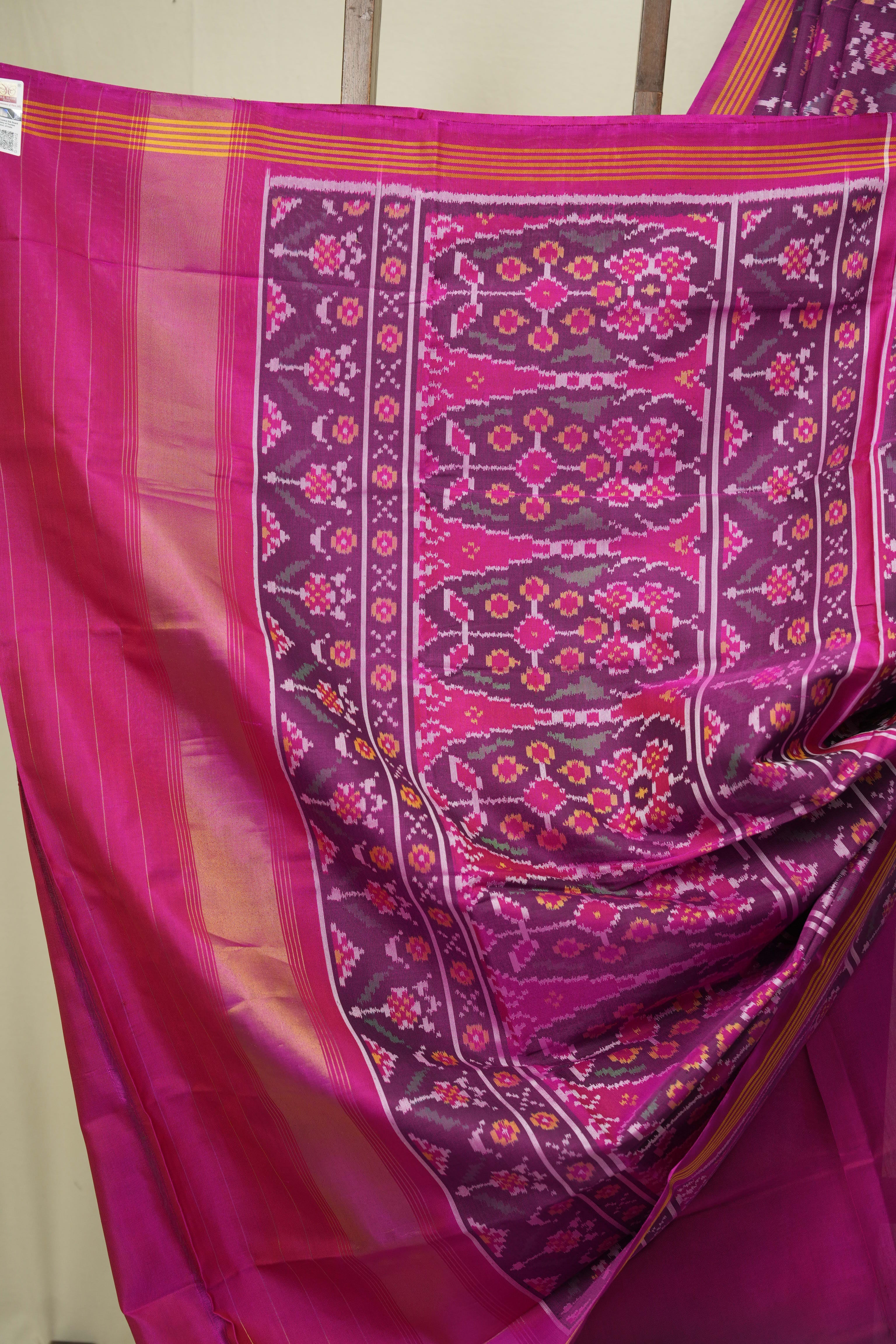 Magenta Rajkot Patola Silk Saree - SRMRPSS659