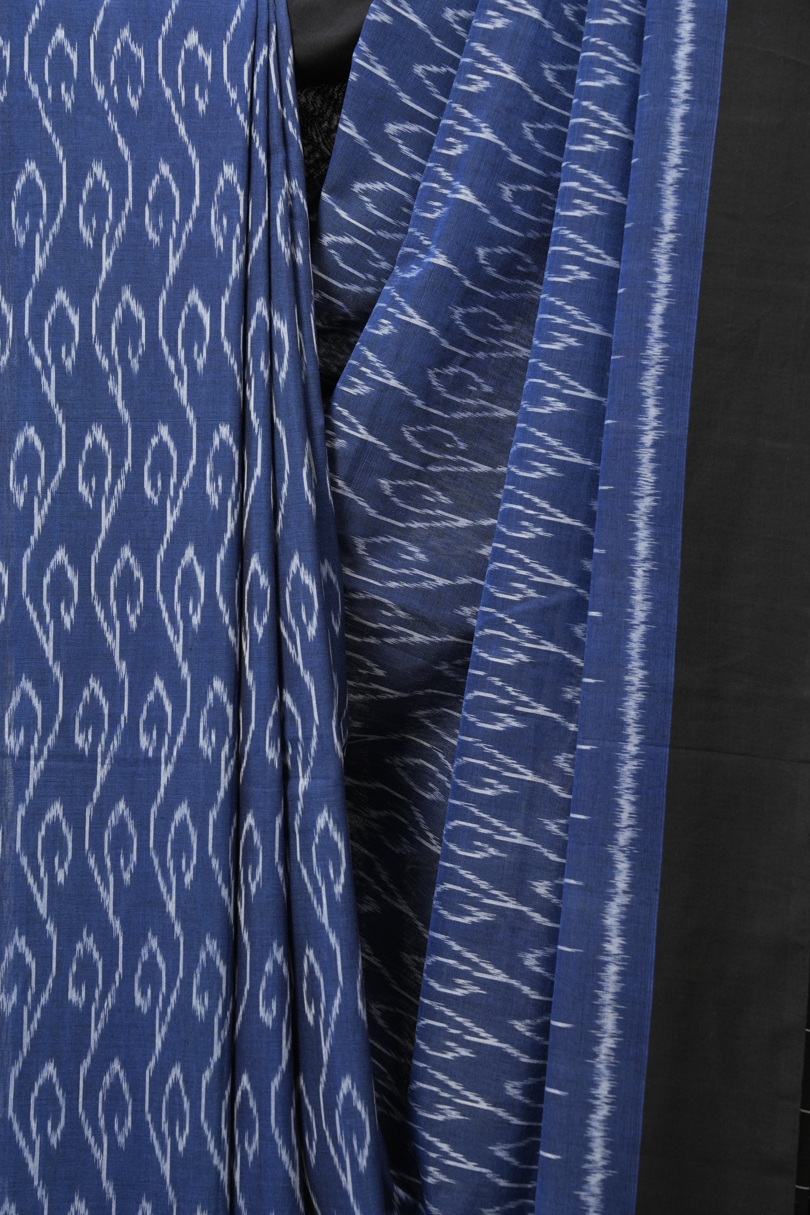 Blue Pochampalli Cotton Ikat Saree - SRBPCIS543