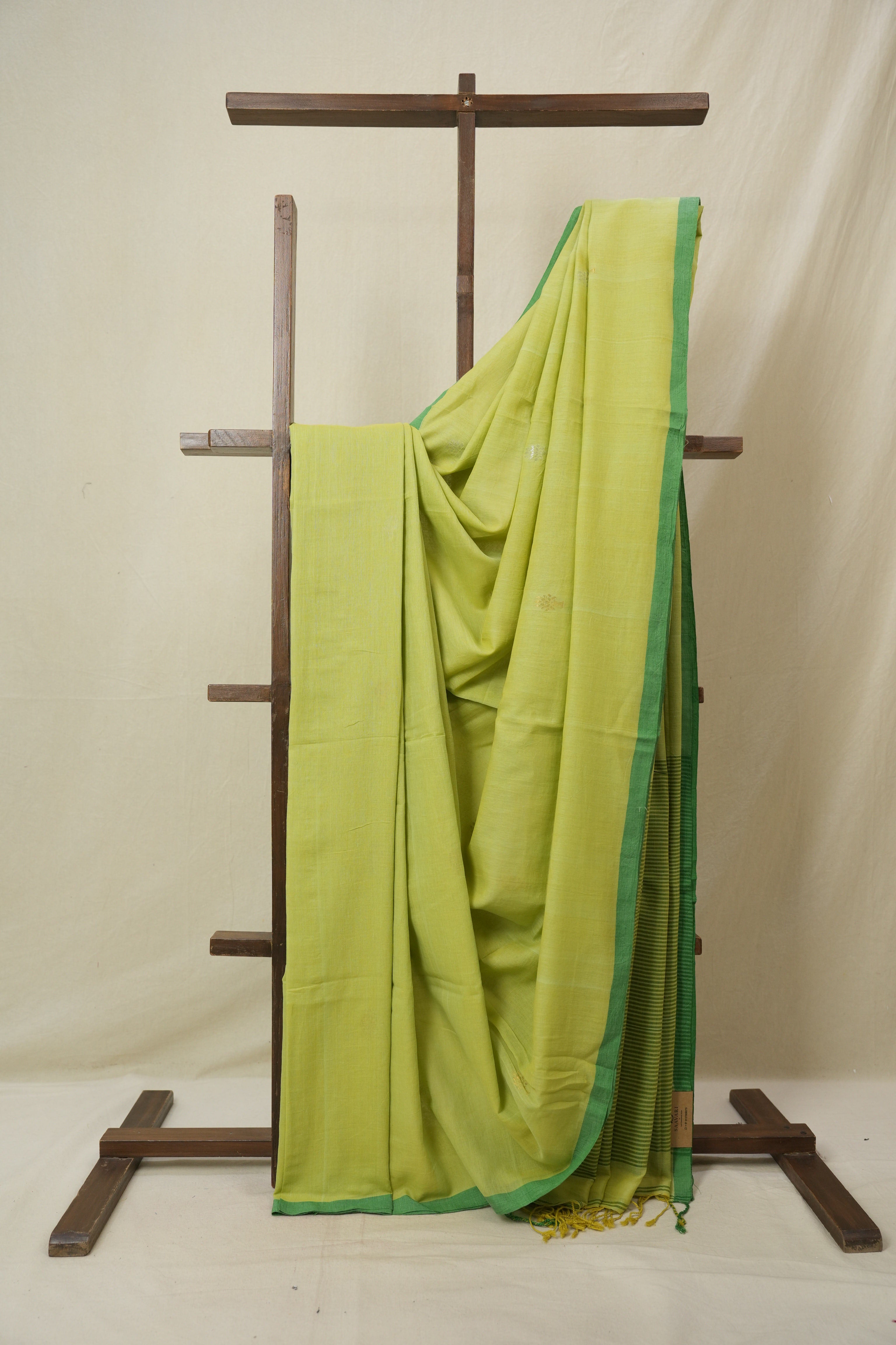 Pista Green Bengal Mul Cotton Saree - SRPGBMCS069