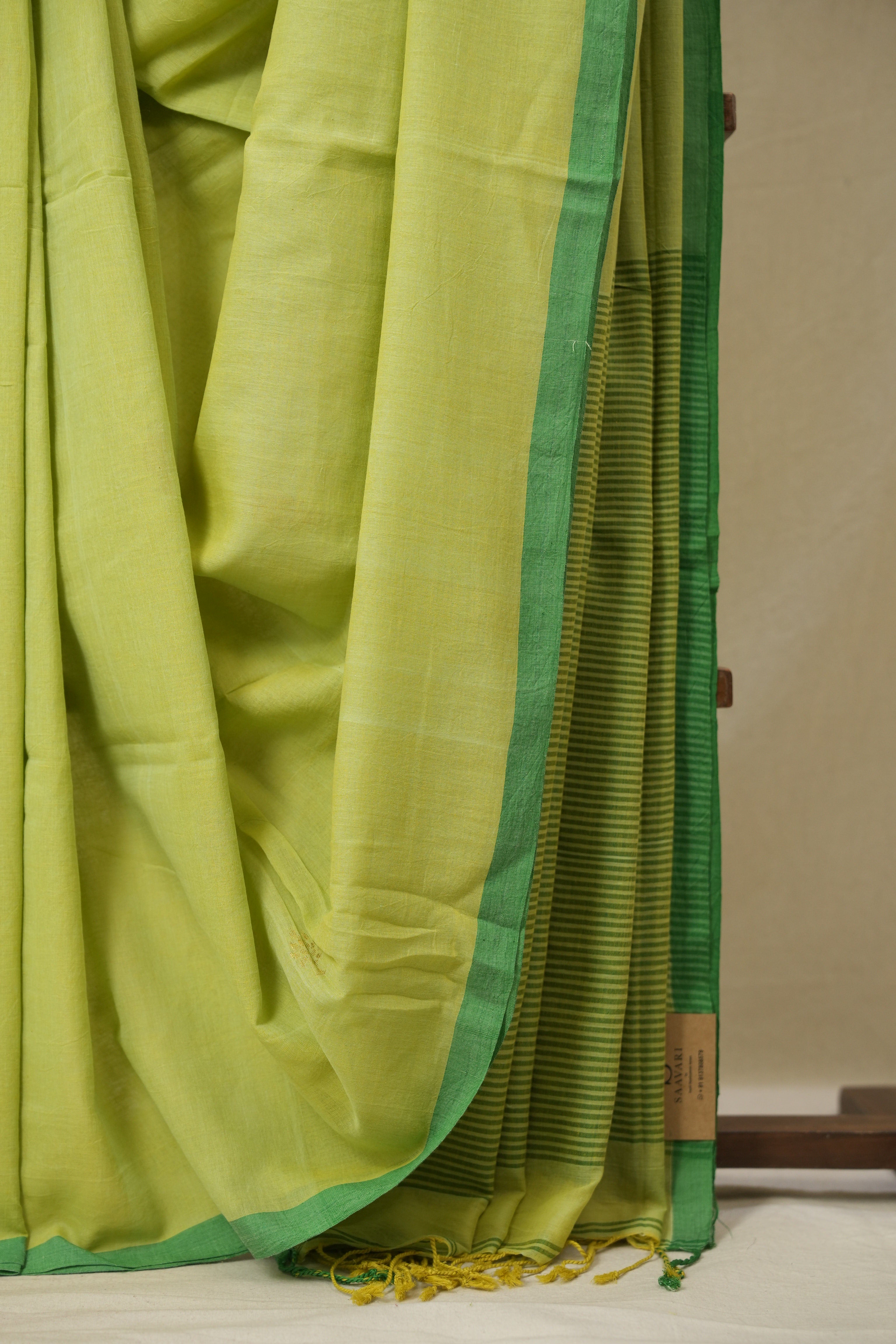 Pista Green Bengal Mul Cotton Saree - SRPGBMCS069