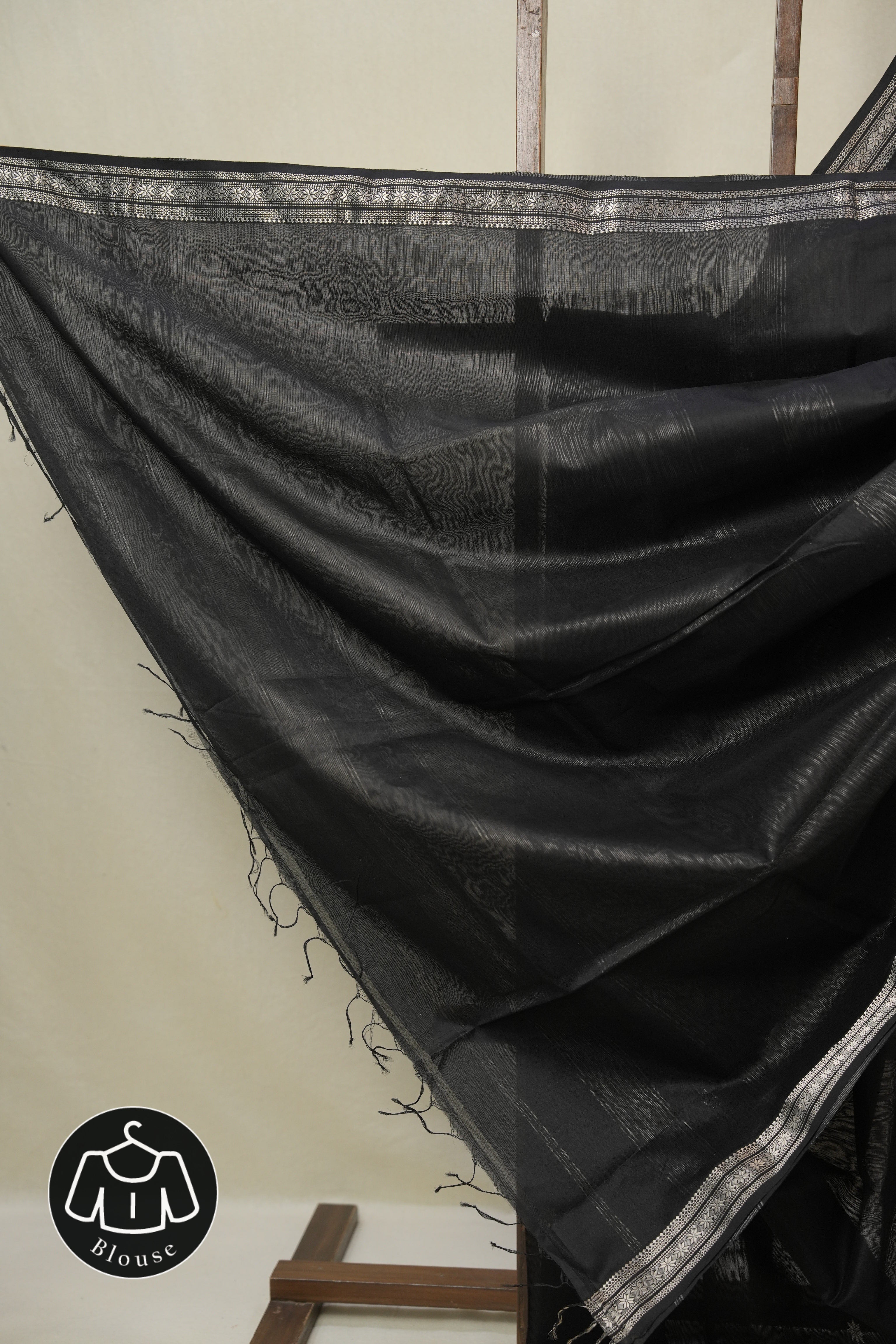 Black Maheshwari Saree - SRBMS1140