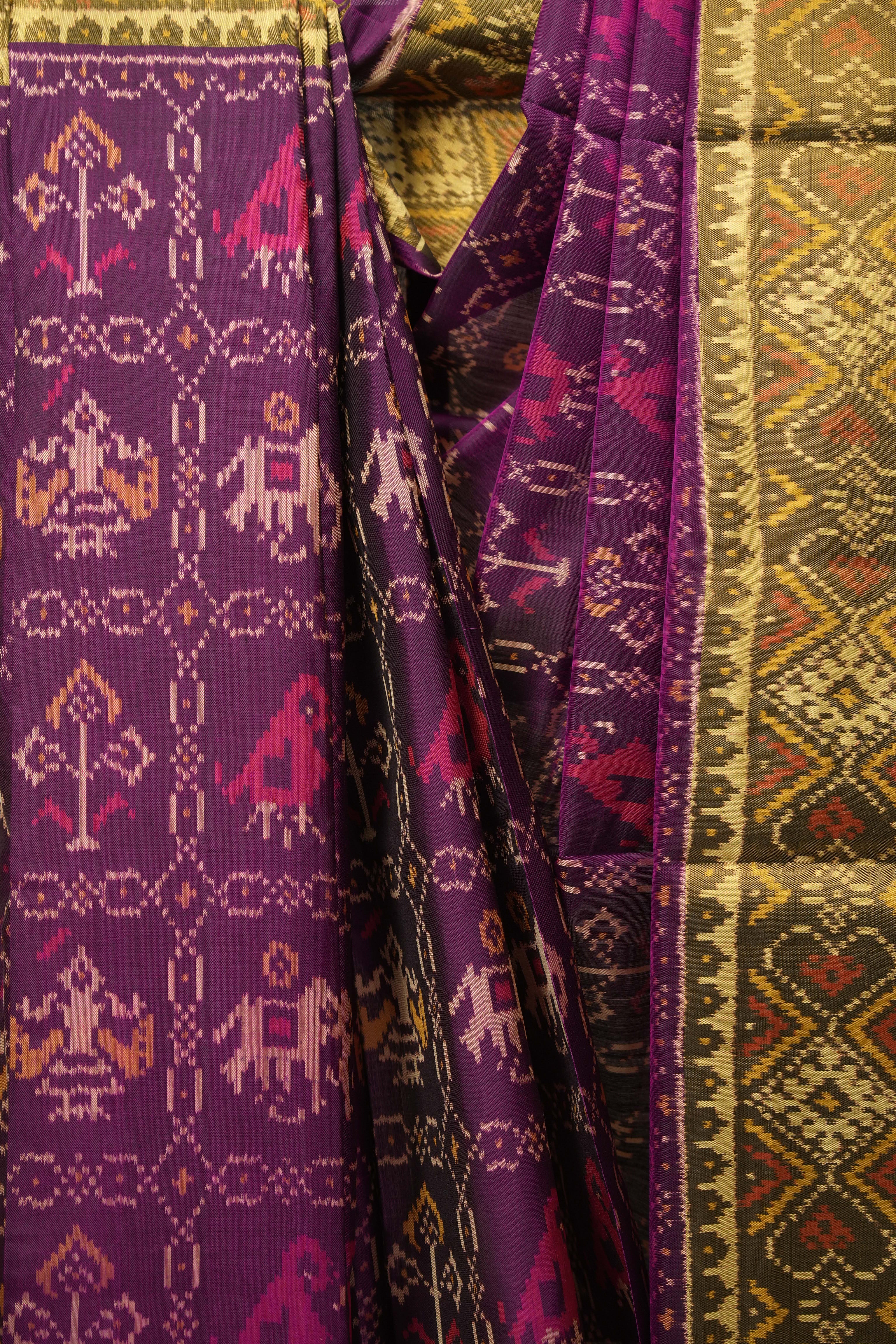 Magenta Rajkot Patola Silk Saree - SRMRPSS645