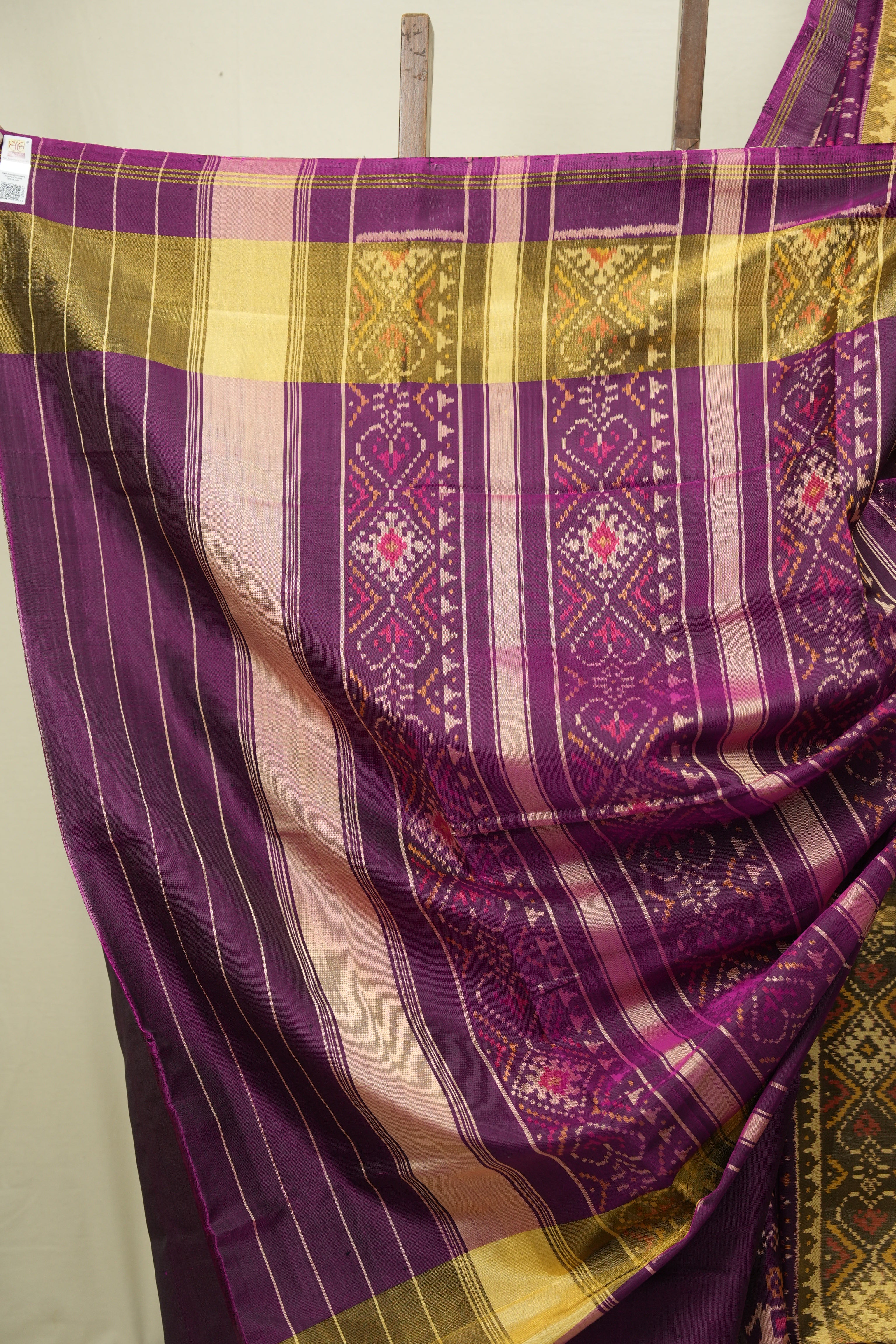 Magenta Rajkot Patola Silk Saree - SRMRPSS645