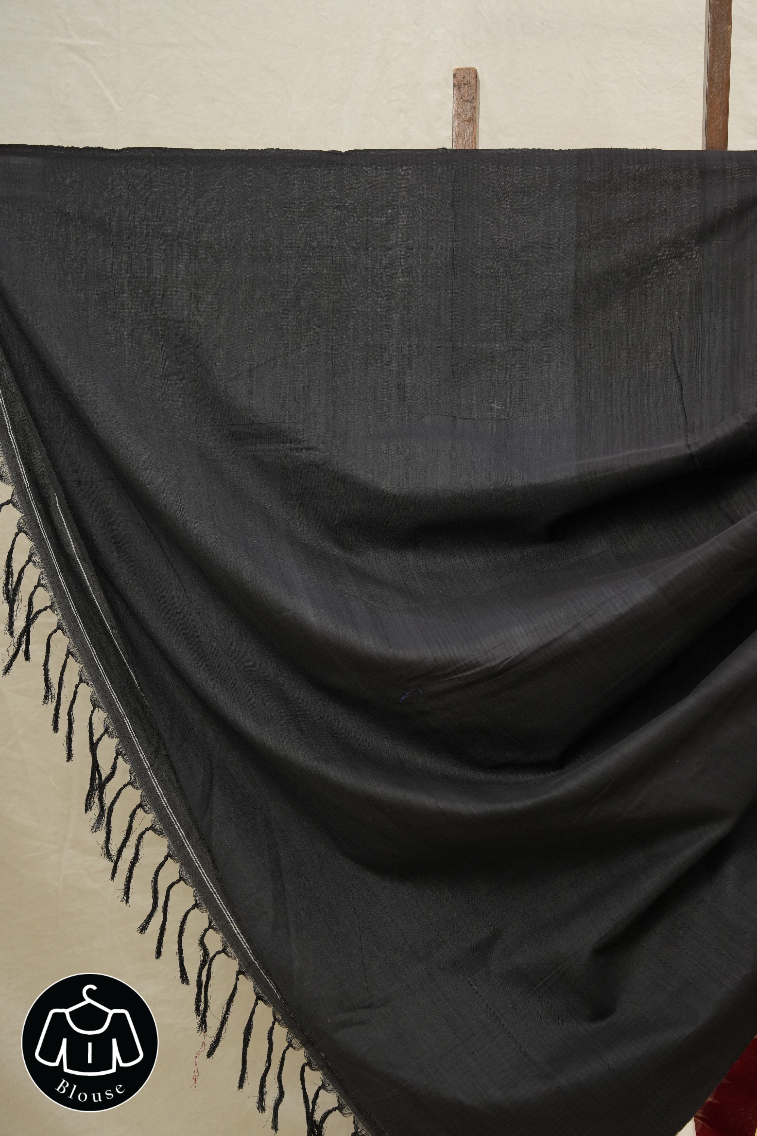 White Pochampalli Cotton Ikat Saree-SRWPCIS155