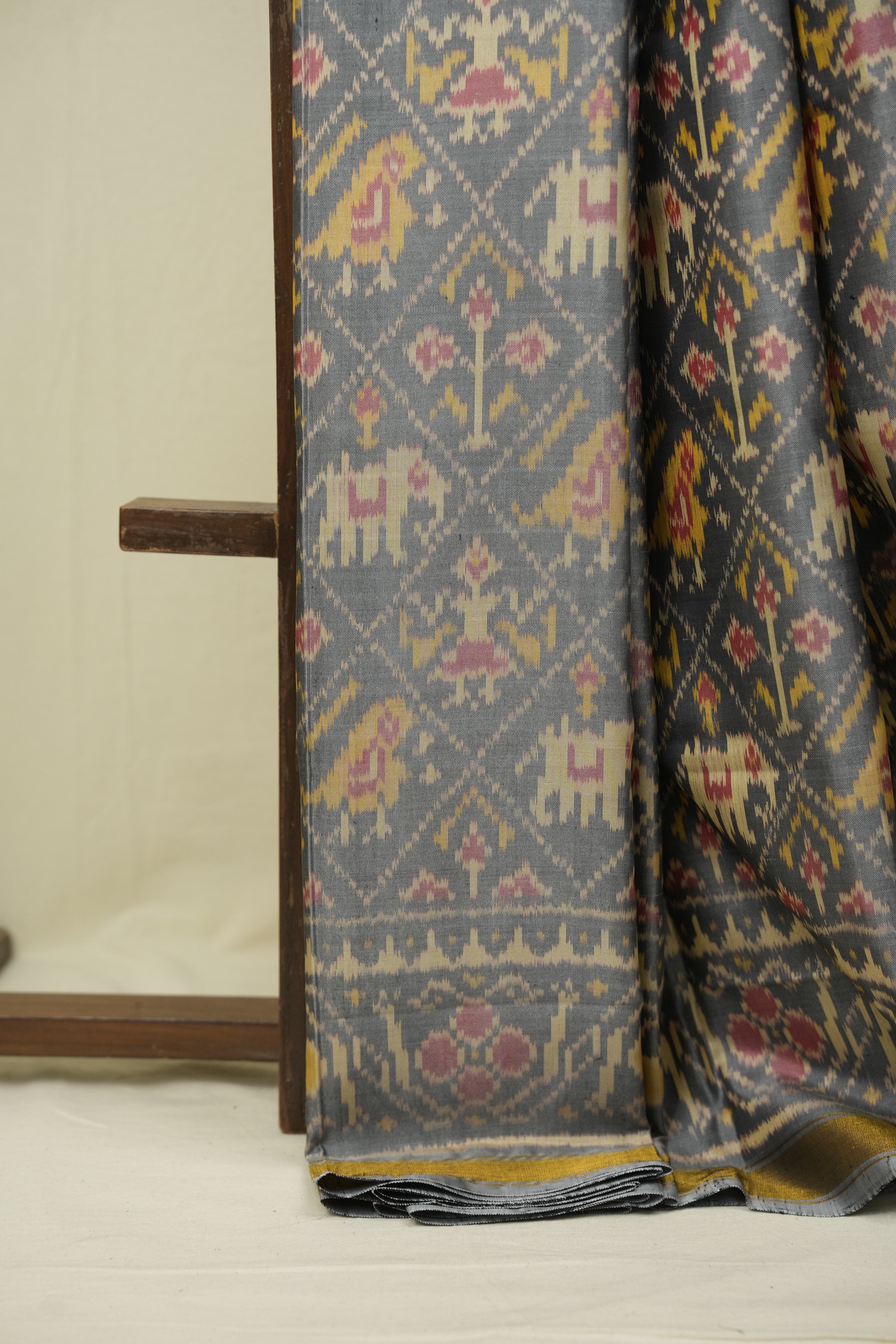 Grey Rajkot Patola Silk Saree - SRGRPSS649