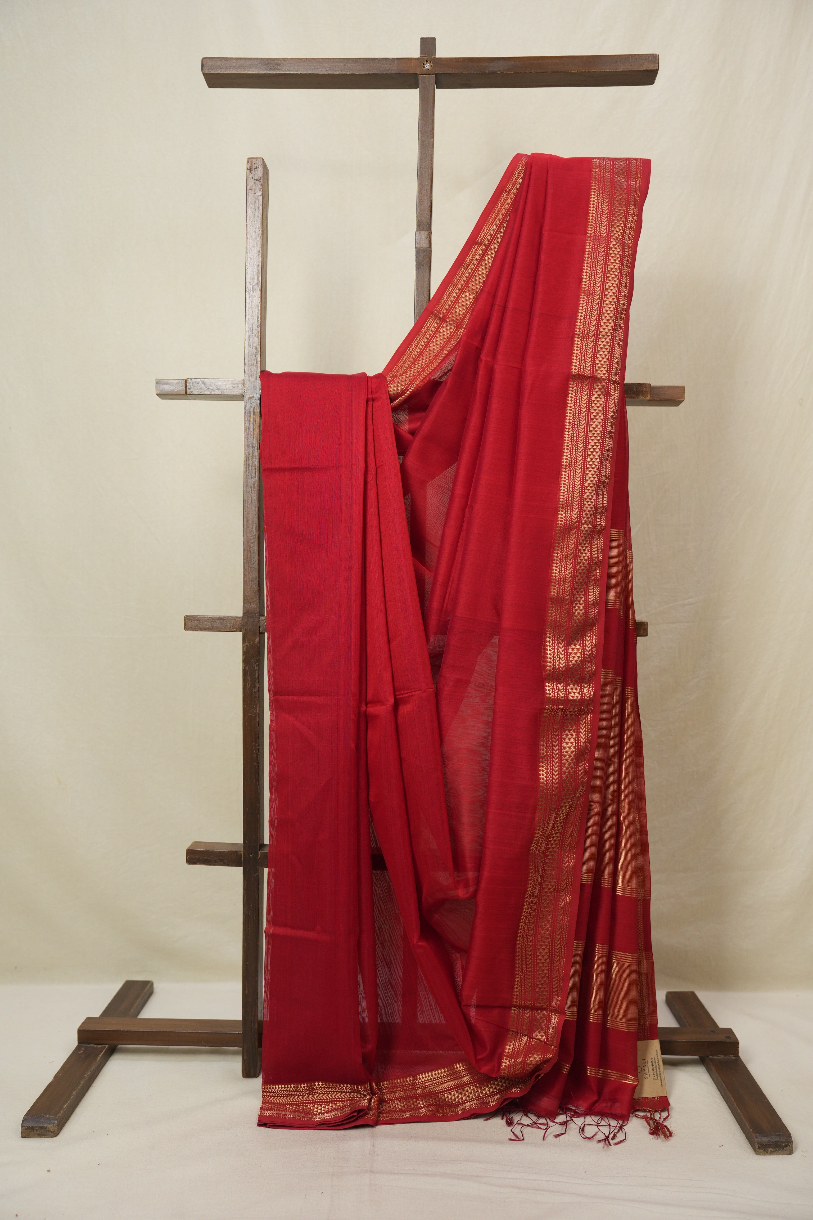 Red Maheshwari Saree - SRRMS1144