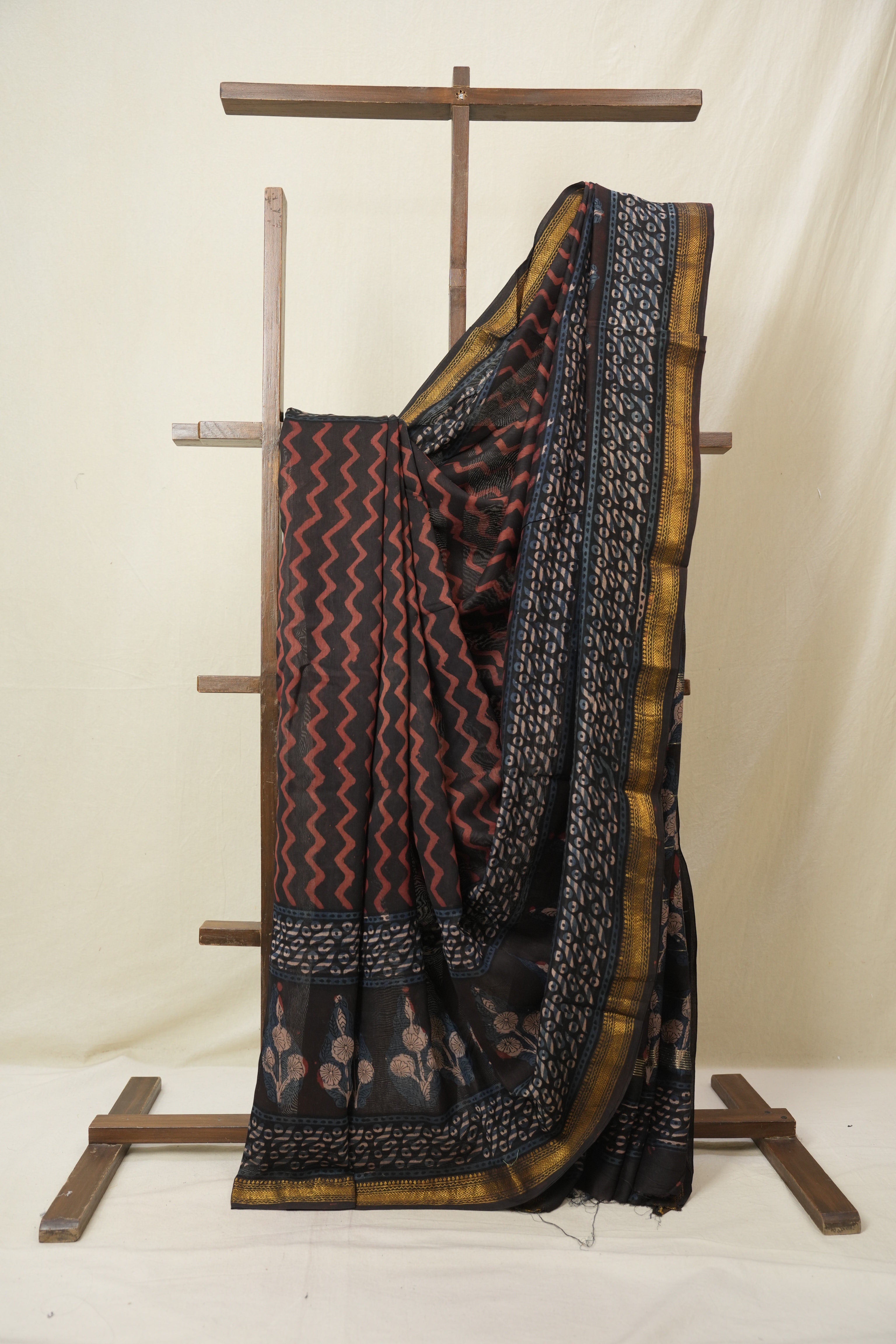 Black Brown HBP Cotton Silk Saree With Maheshwari Border - SRBBCSS1579