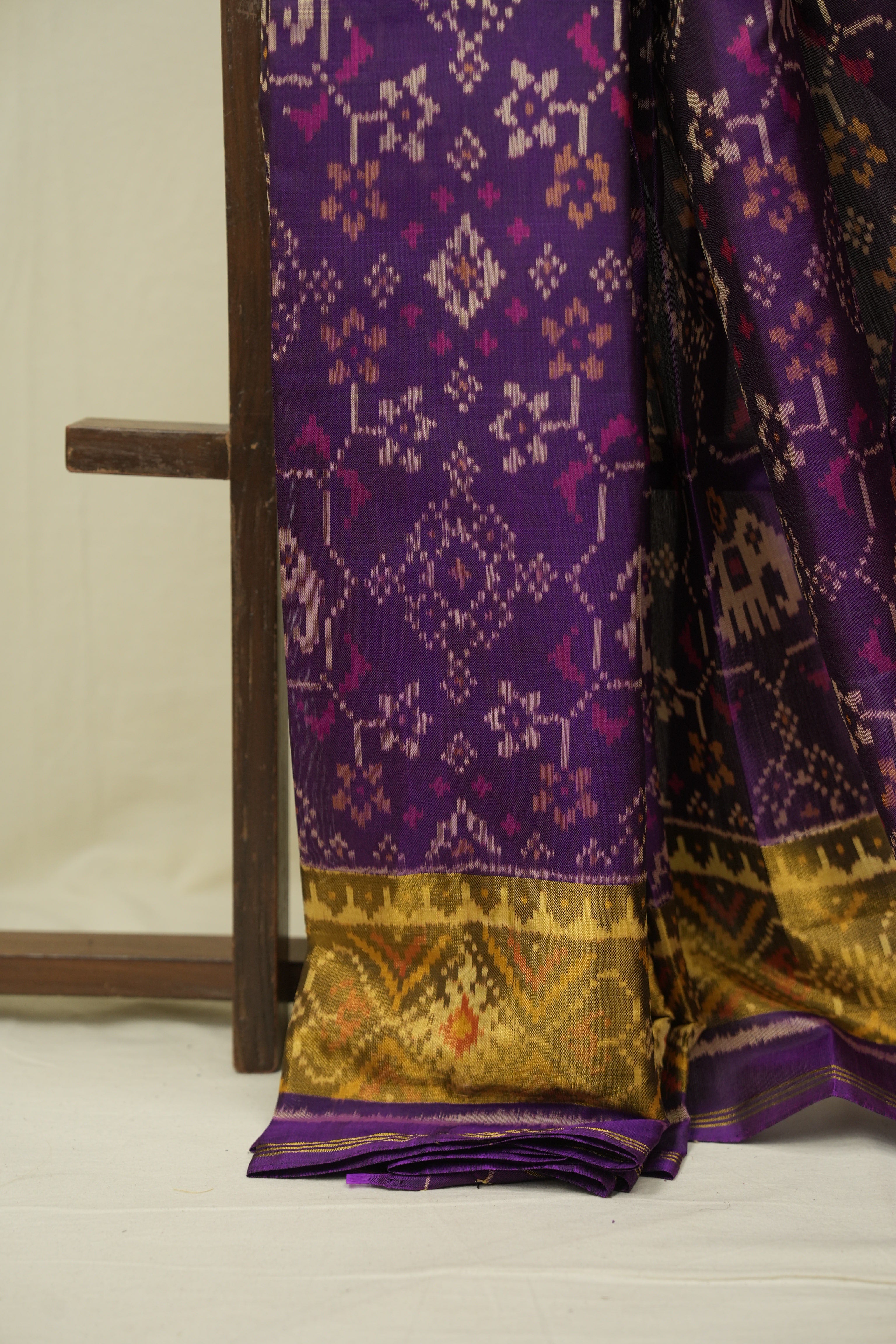 Purple Rajkot Patola Silk Saree - SRPRPSS657