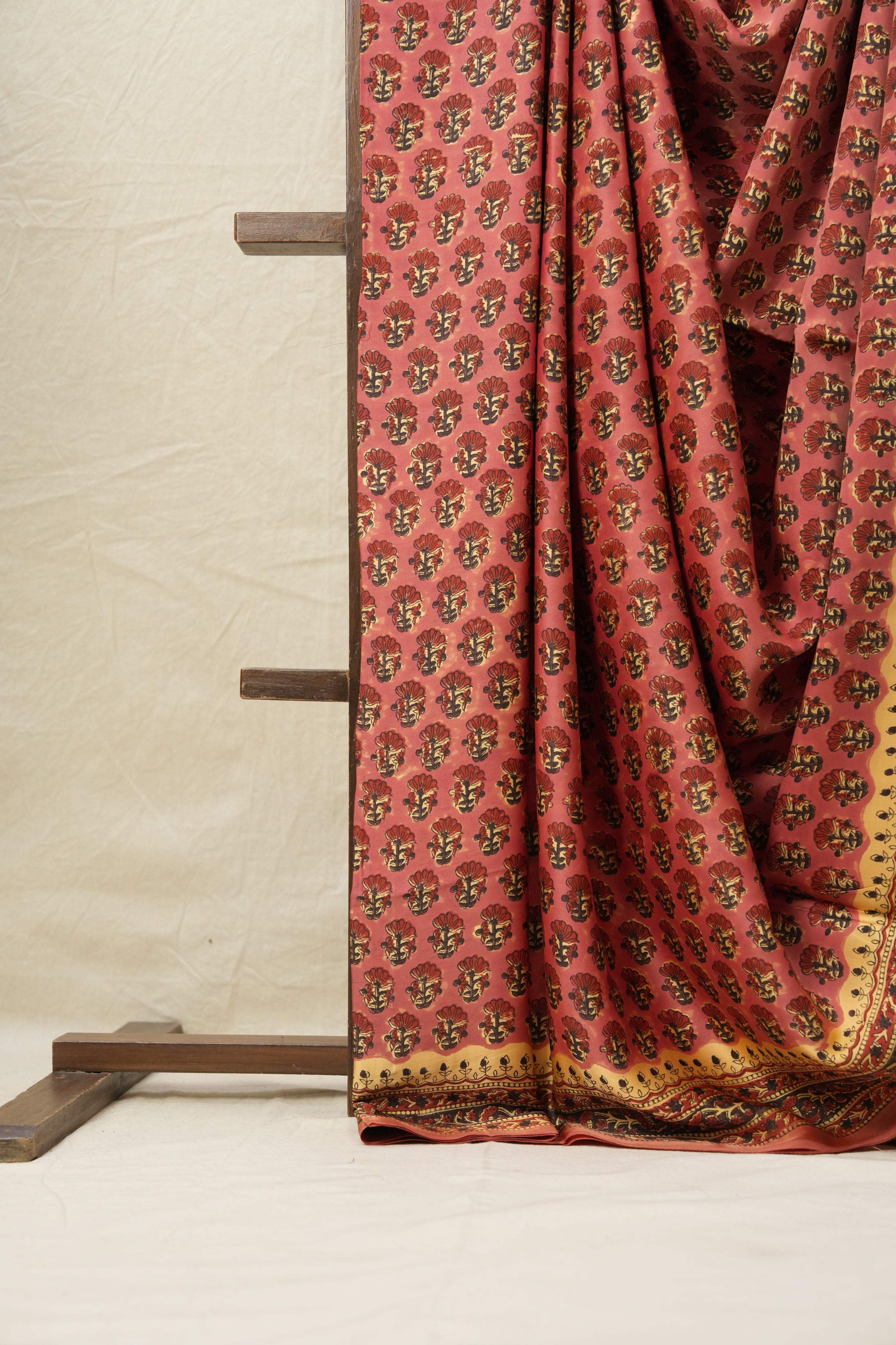 Pink HBP Modal Silk Saree - SRPMSS115