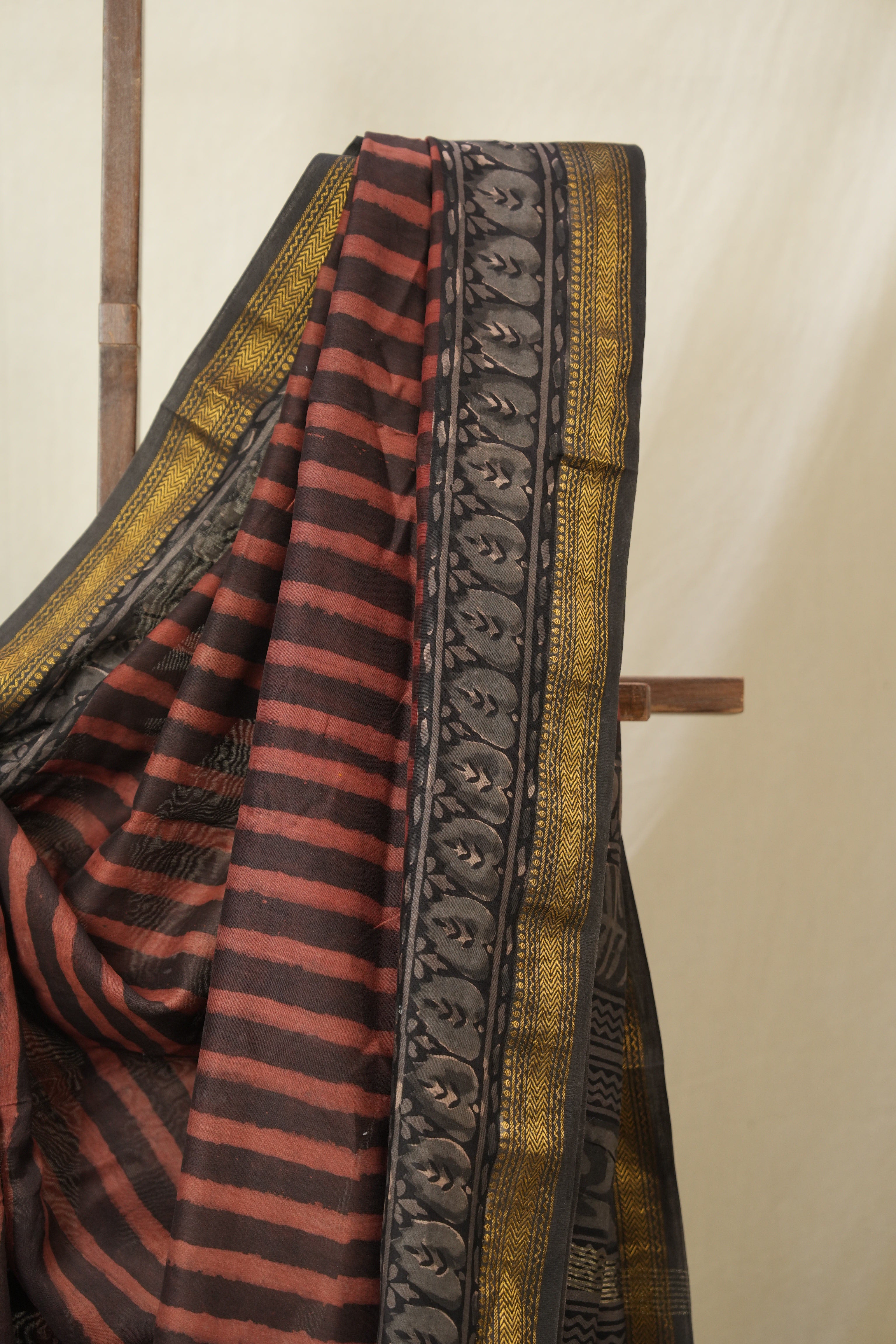 Maroon Brown HBP Cotton Silk Saree With Maheshwari Border - SRMBCSS1577