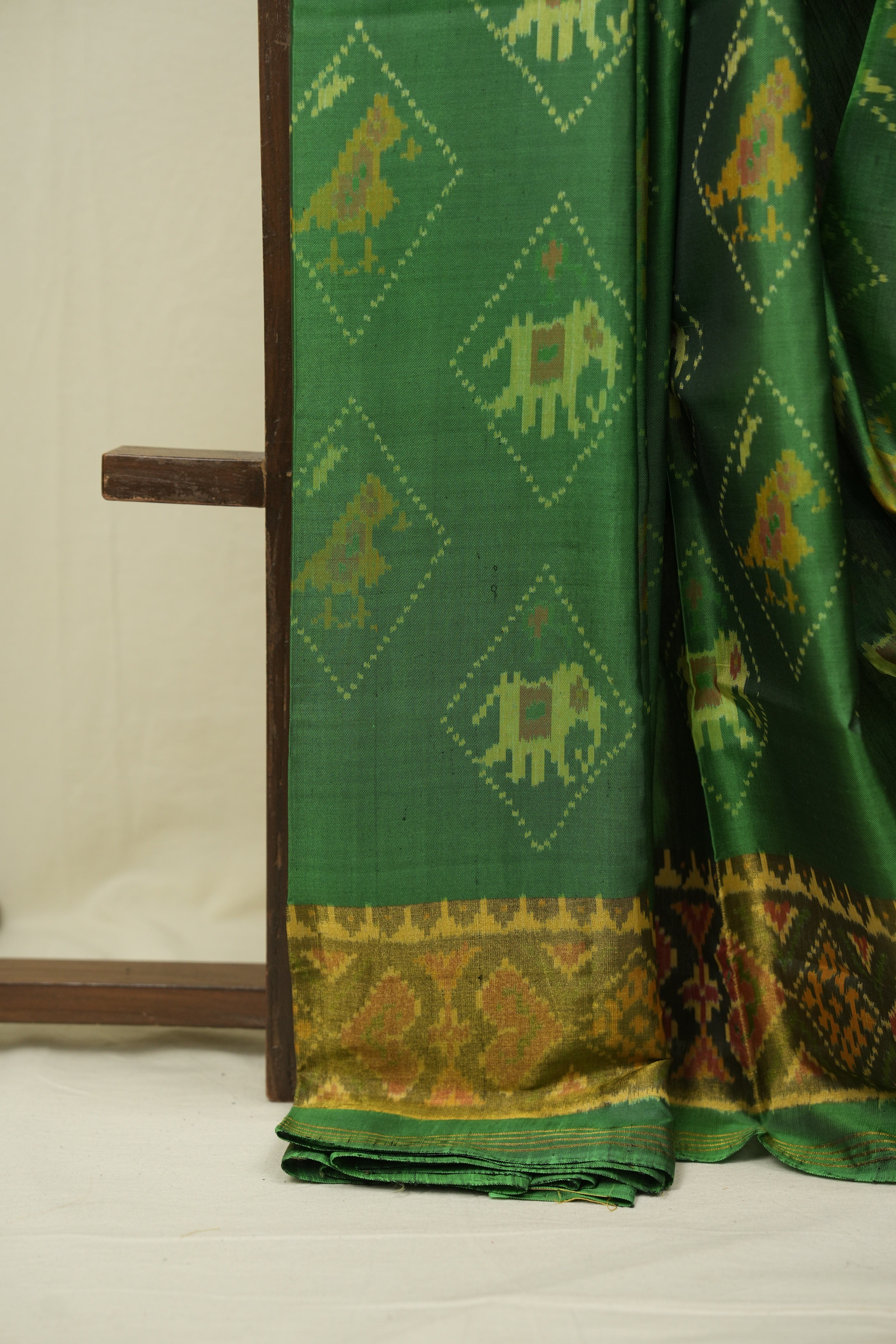 Parrot Green Rajkot Patola Silk Saree - SRPGRPSS644