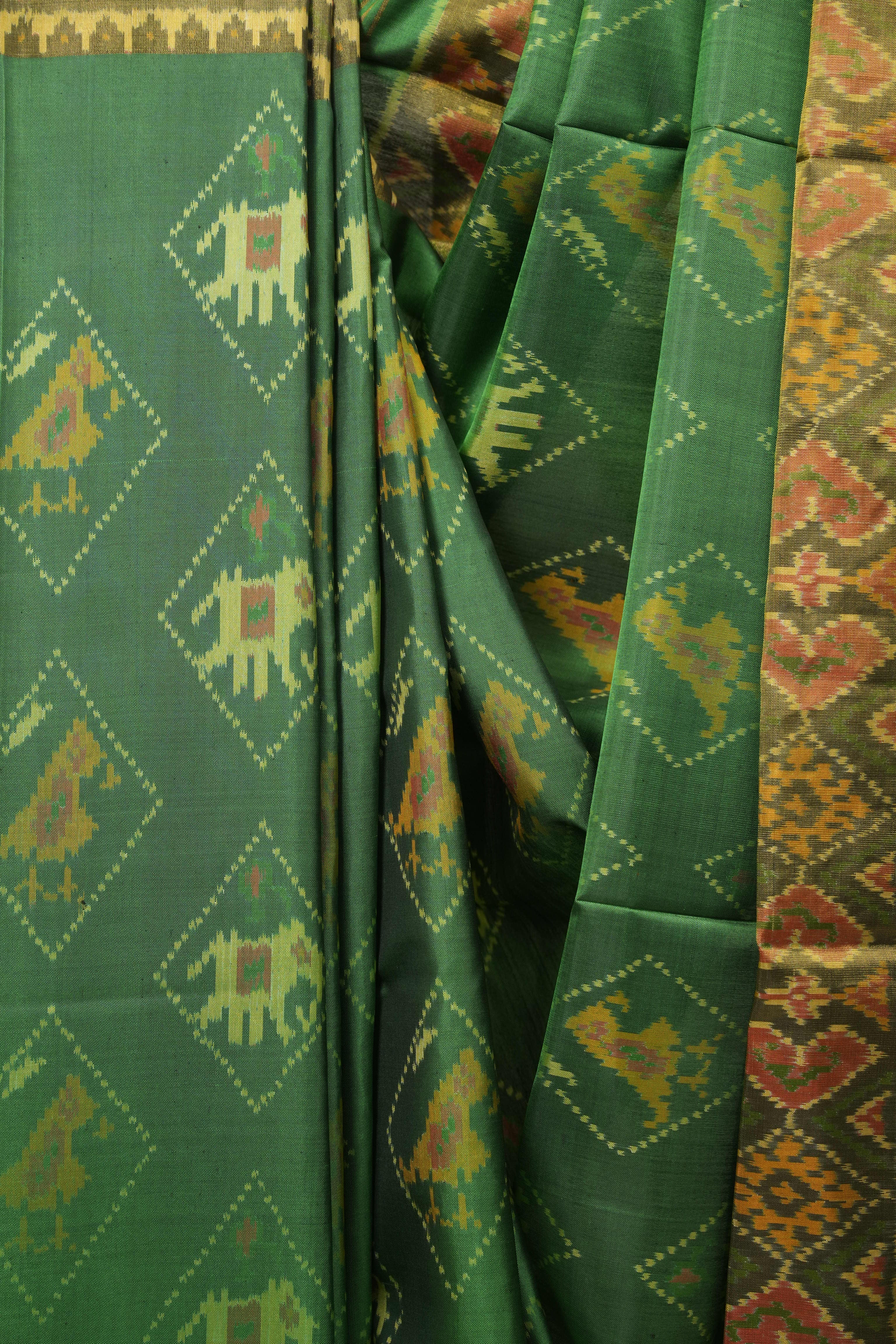 Parrot Green Rajkot Patola Silk Saree - SRPGRPSS644