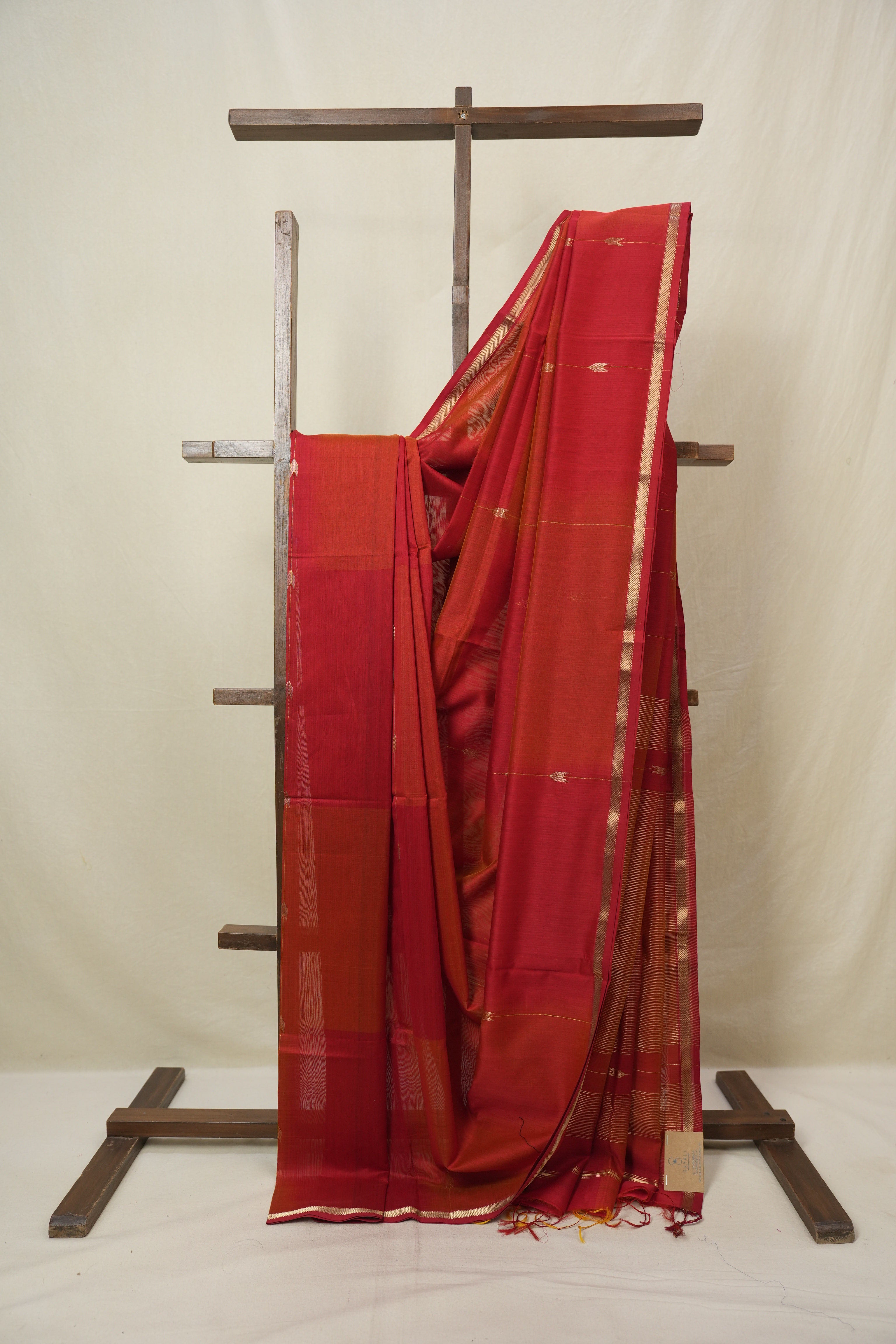 Red Maheshwari Saree - SRRMS1156