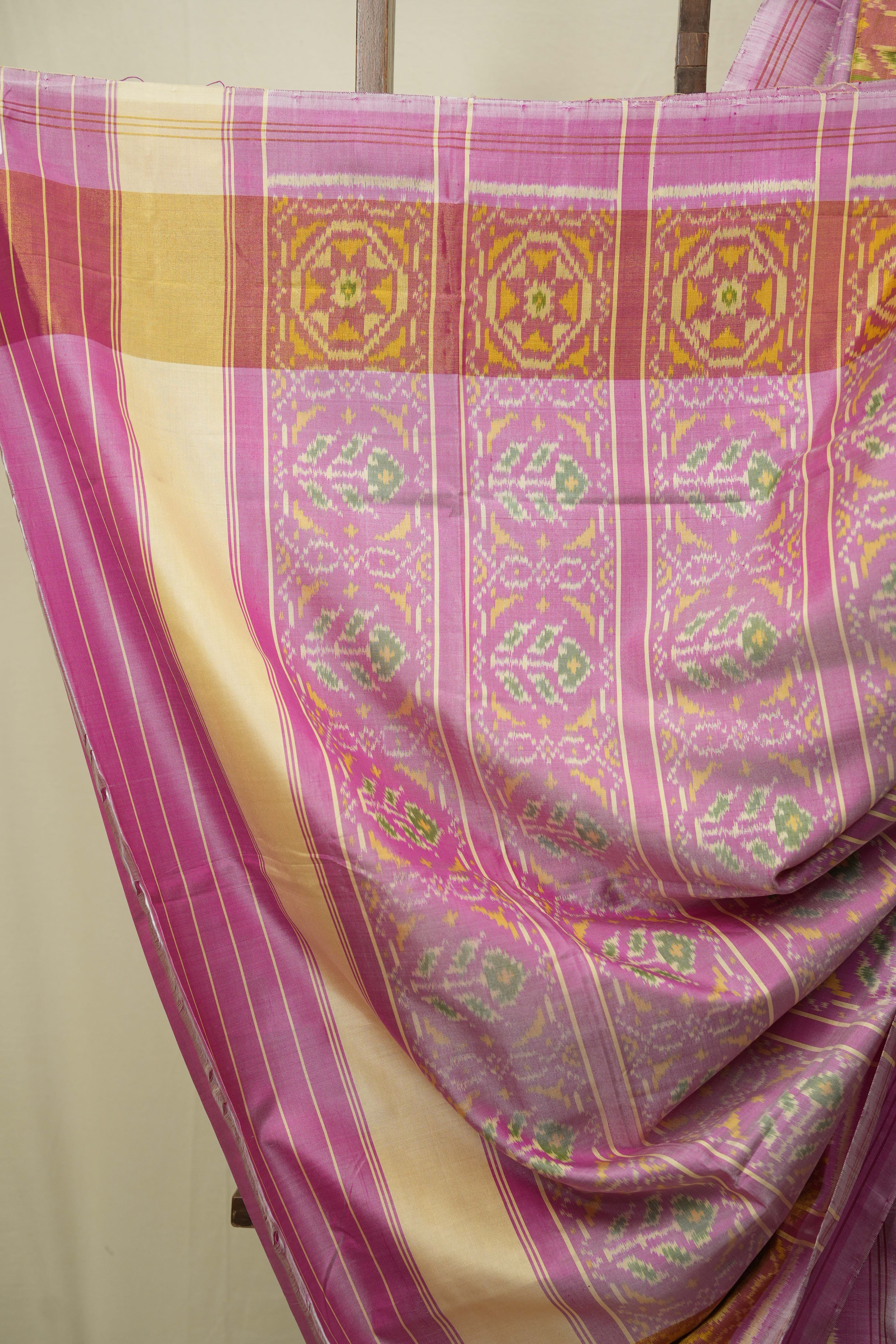 Light Pink Rajkot Patola Silk Saree - SRLPRPSS651