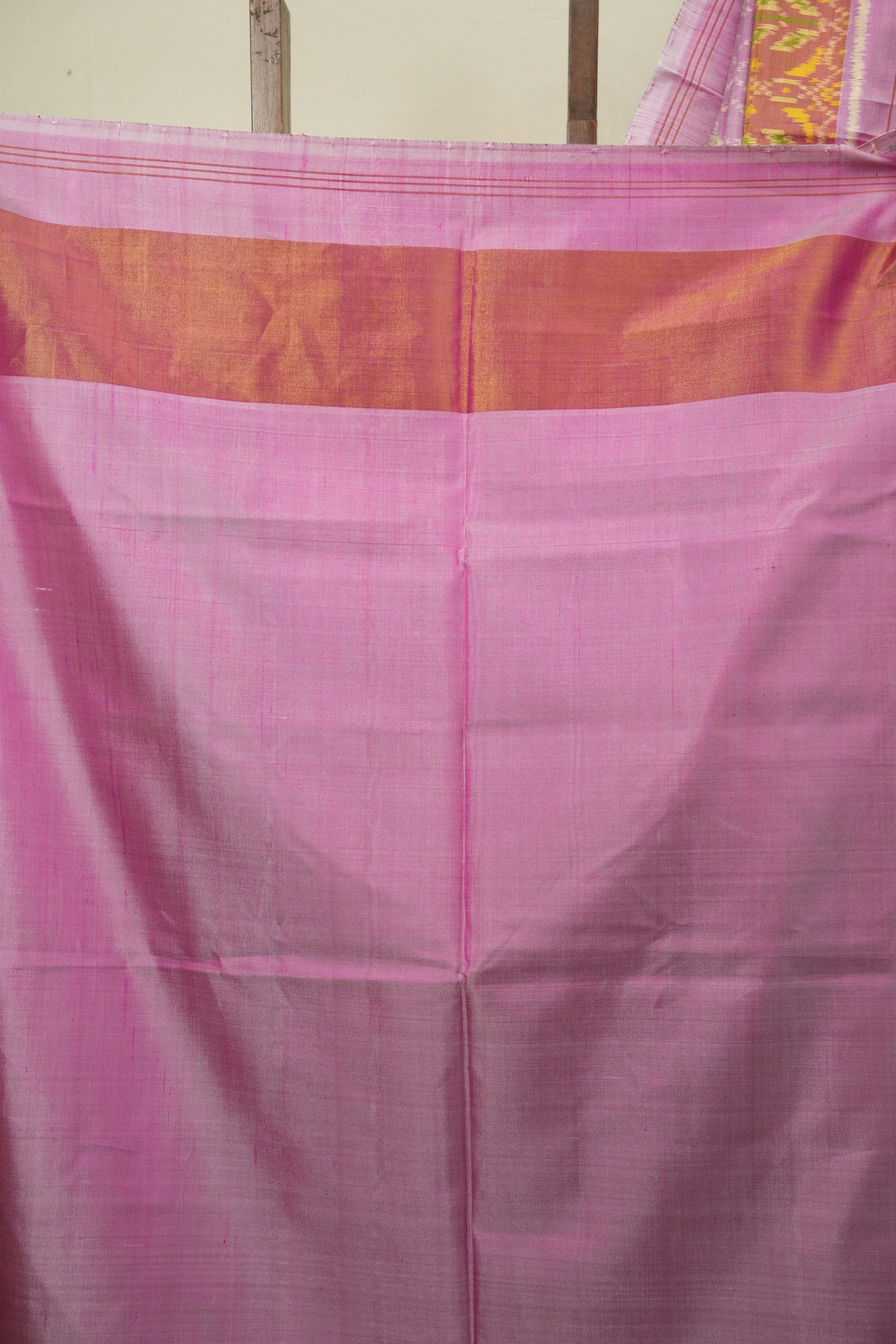 Light Pink Rajkot Patola Silk Saree - SRLPRPSS651