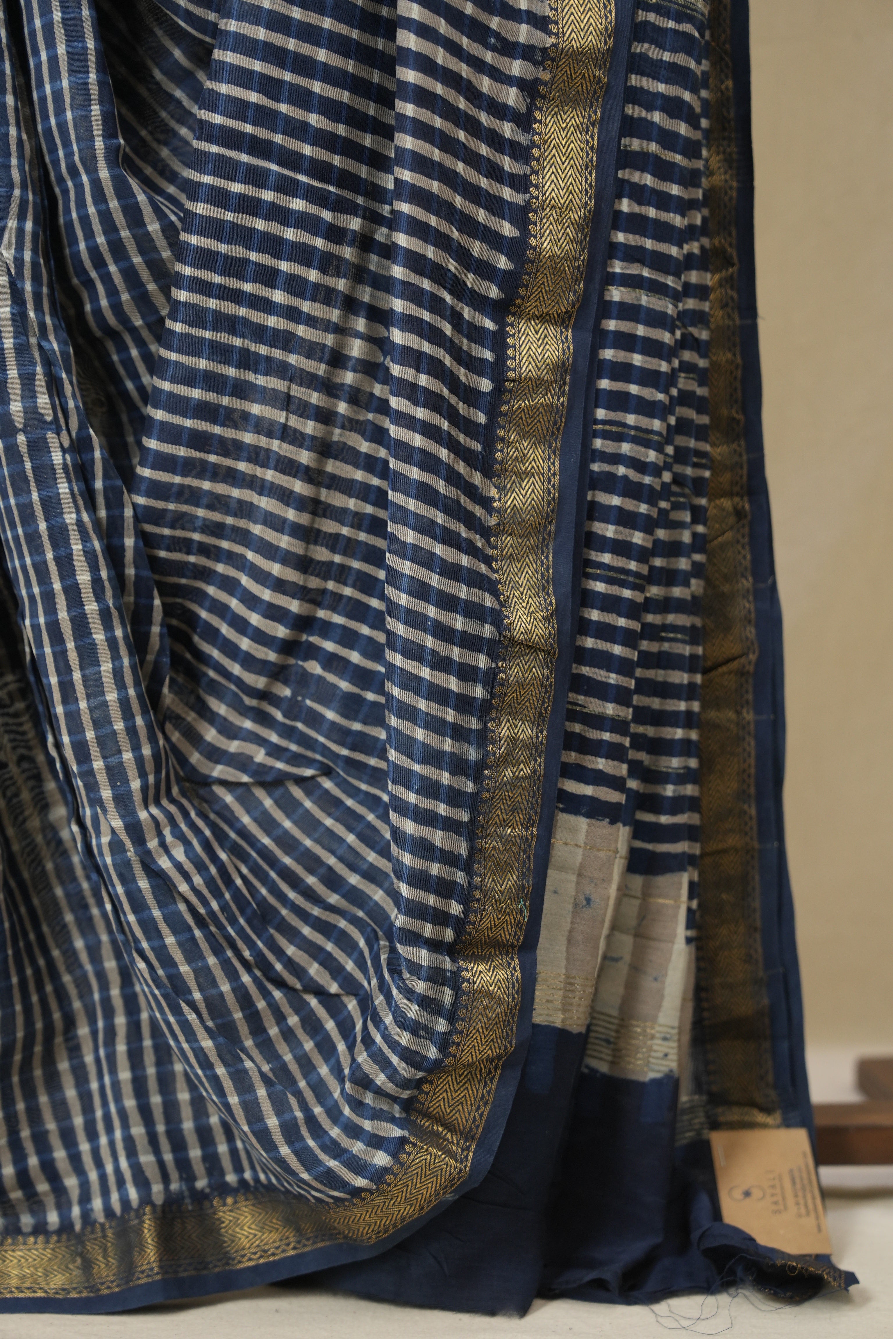 Dark Blue HBP Cotton Silk Saree With Maheshwari Border - SRDBCSS1575